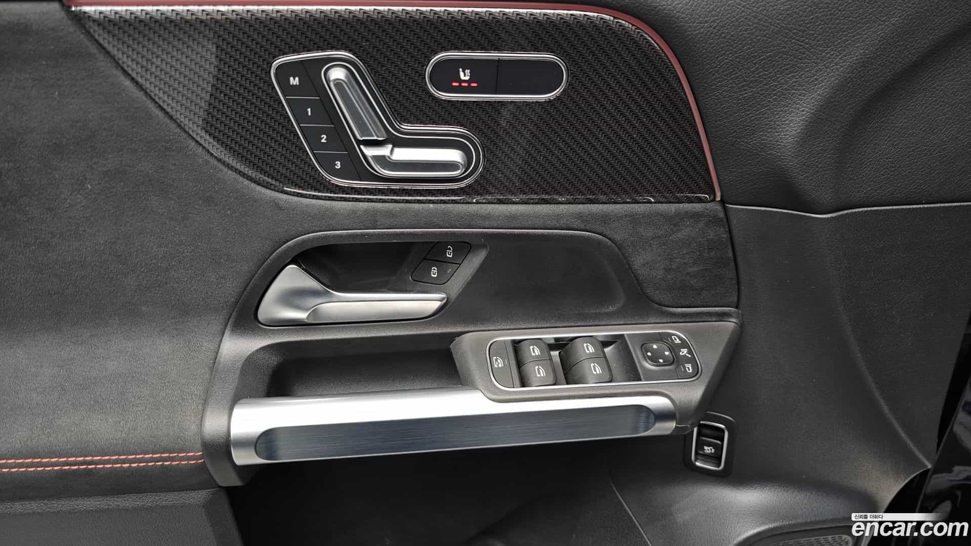 GLB-Class Mercedes-Benz 2022.11-OPTION-022