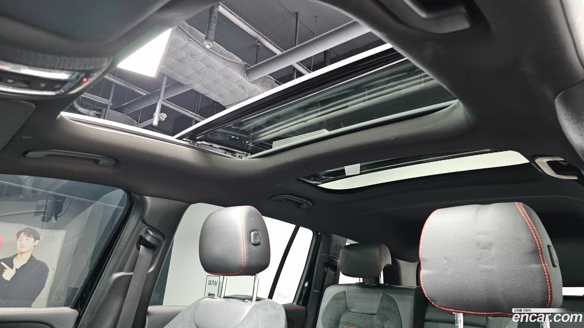 GLB-Class Mercedes-Benz 2022.11-OPTION-023