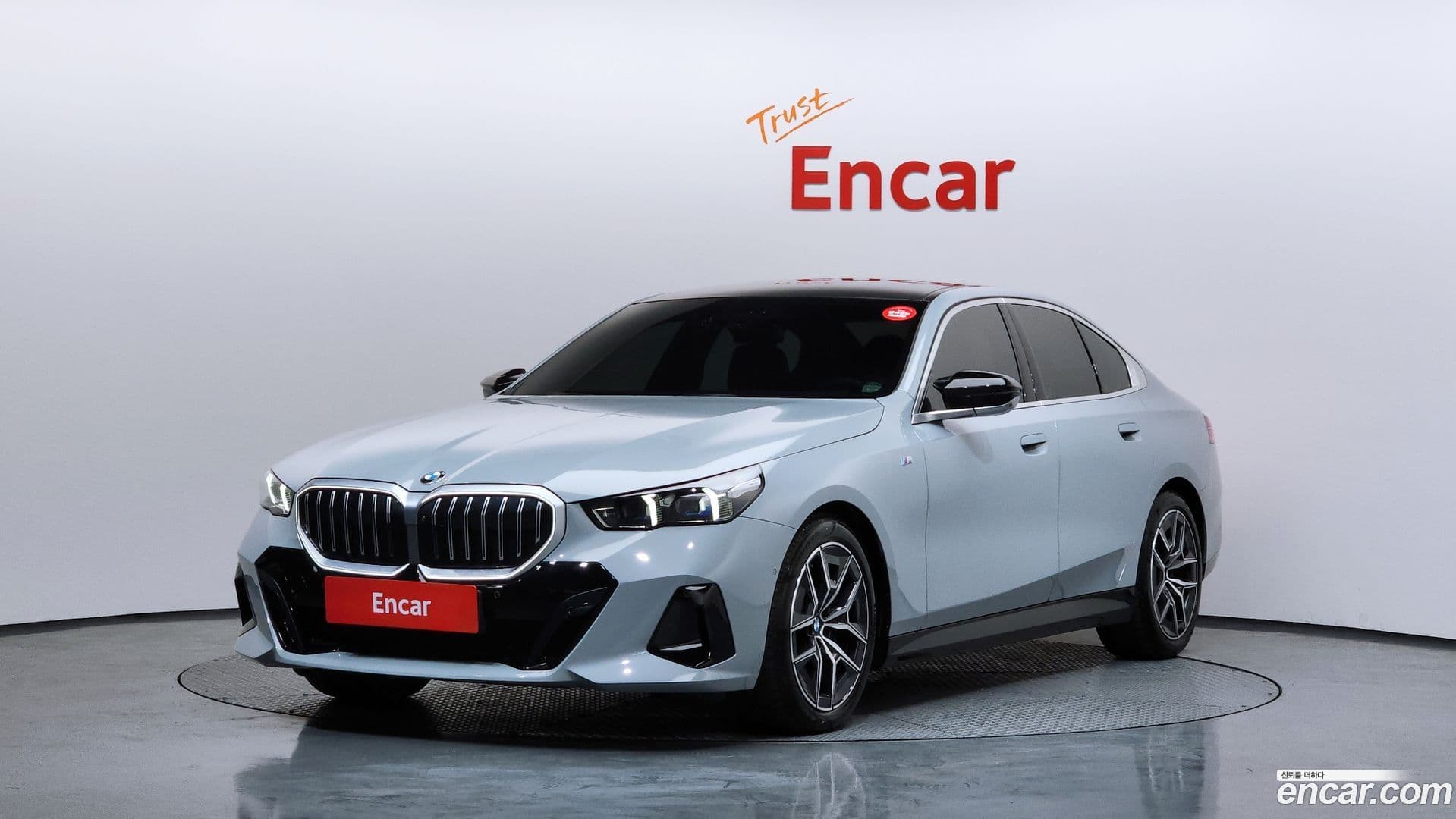 Main__Slider__Photo:5-Series BMW 2024.3-0