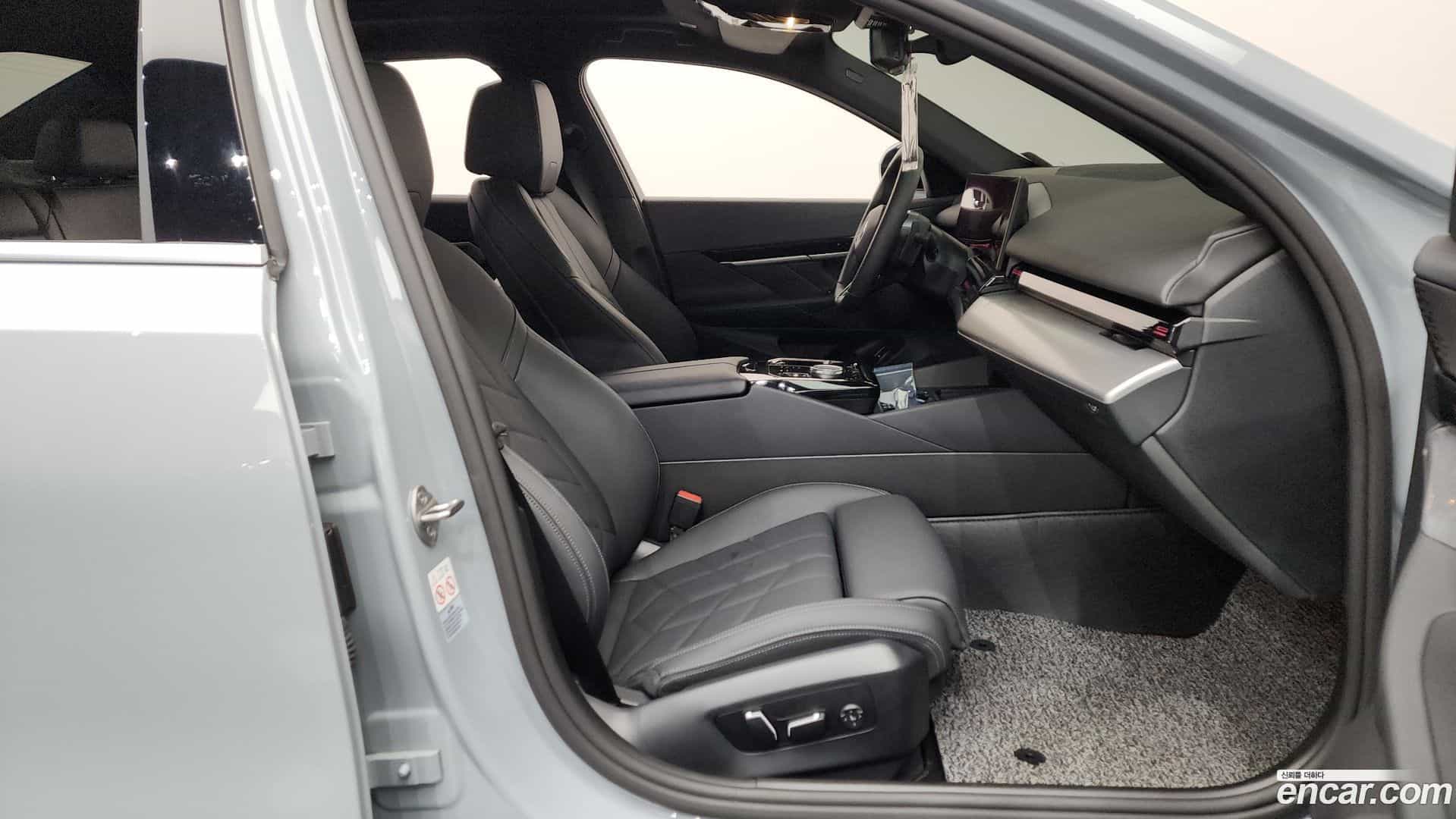 5-Series BMW 2024.3-OPTION-015