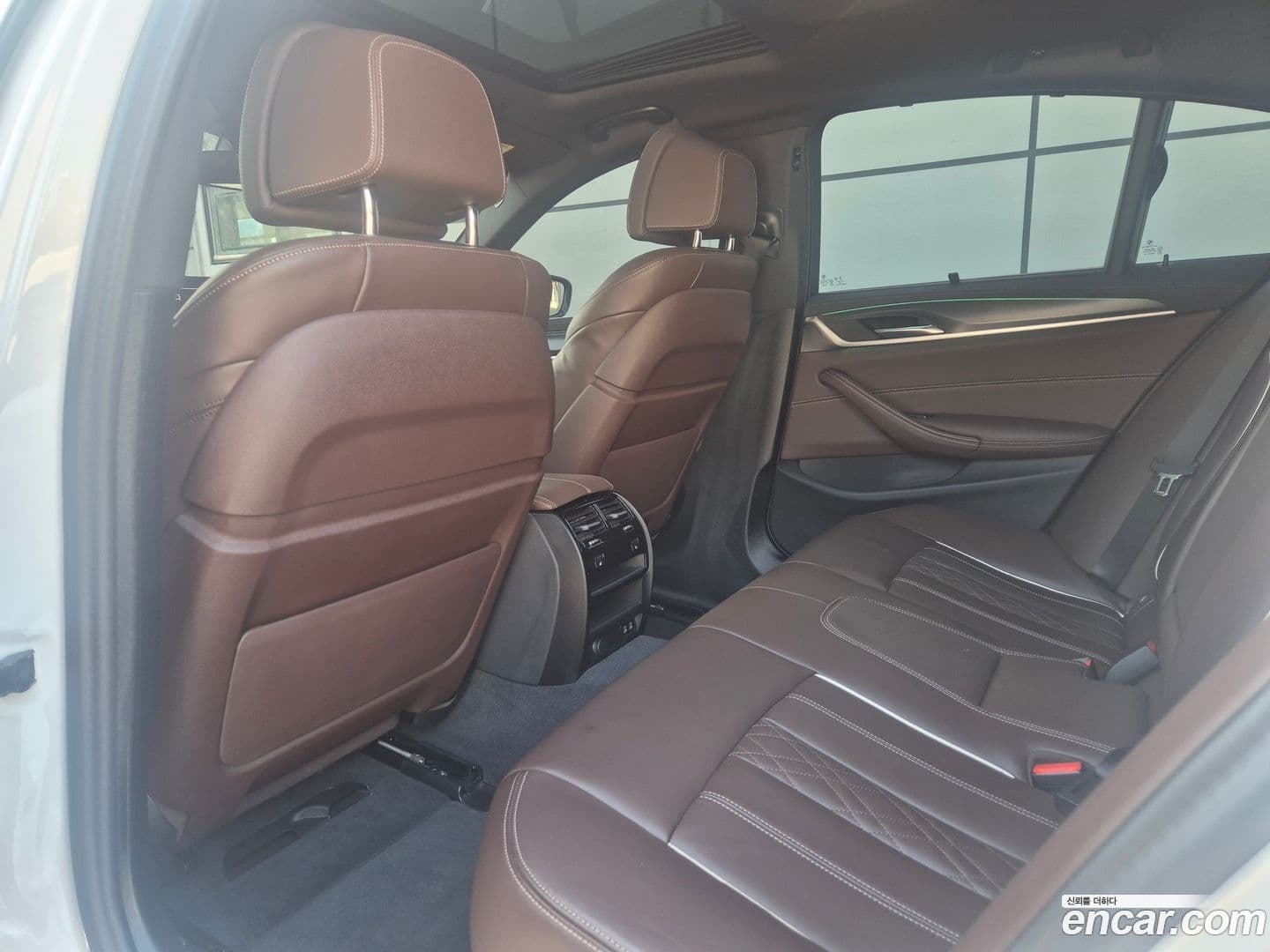 Main__Slider__Photo:5-Series BMW 2023.1-10