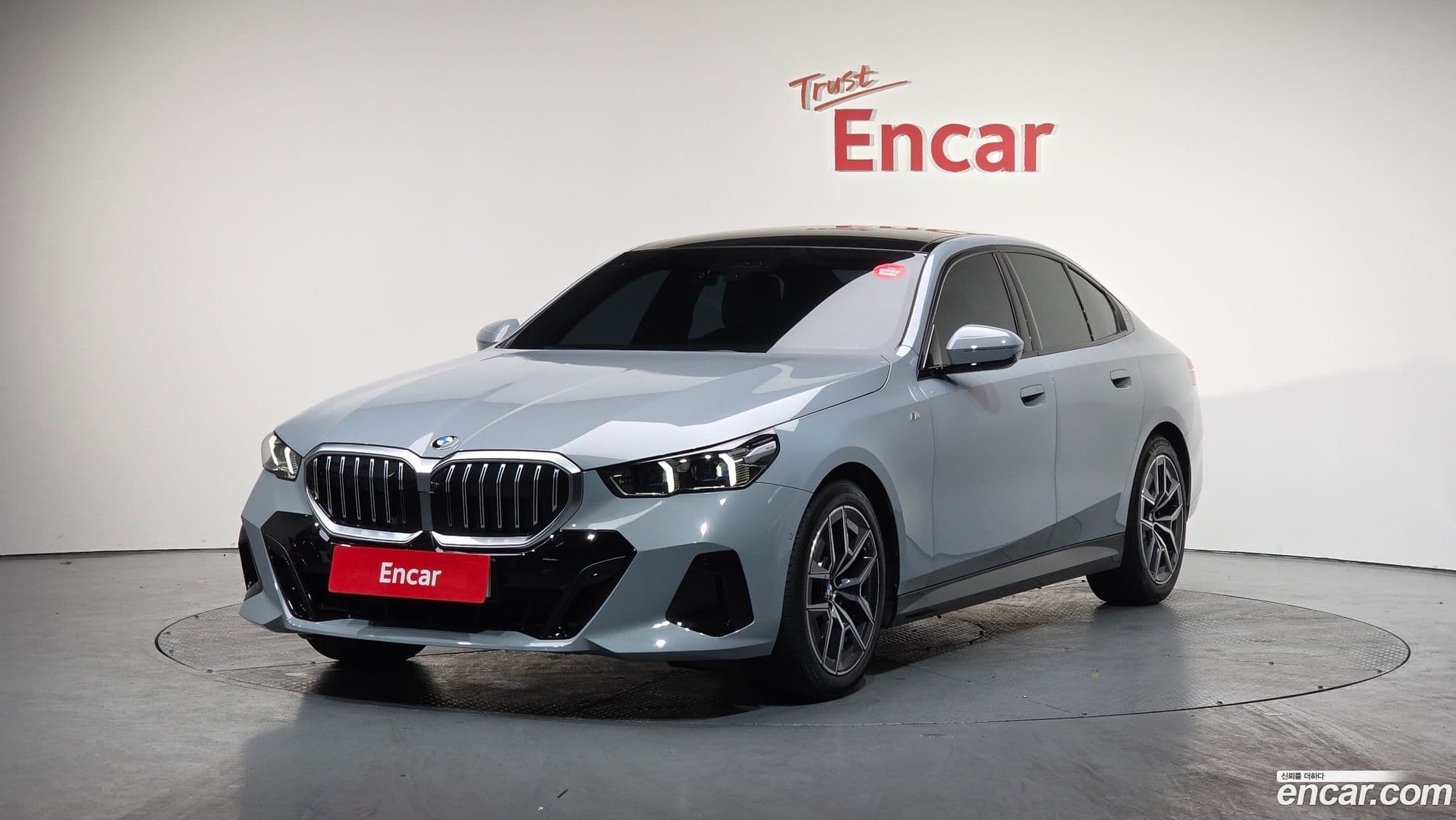 Main__Slider__Photo:5-Series BMW 2025.0-10