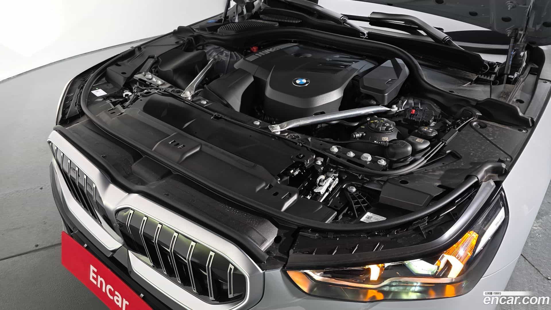 5-Series BMW 2025.0-INNER-006