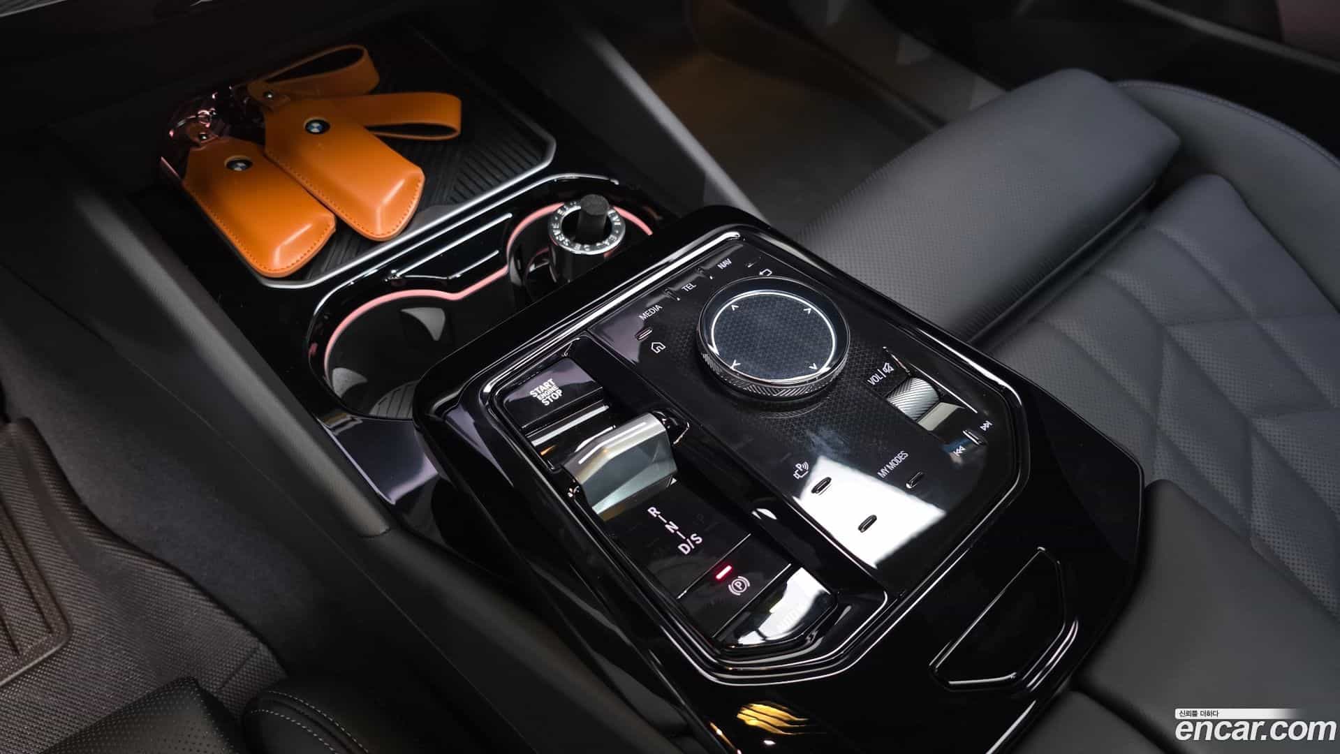 5-Series BMW 2025.0-INNER-009