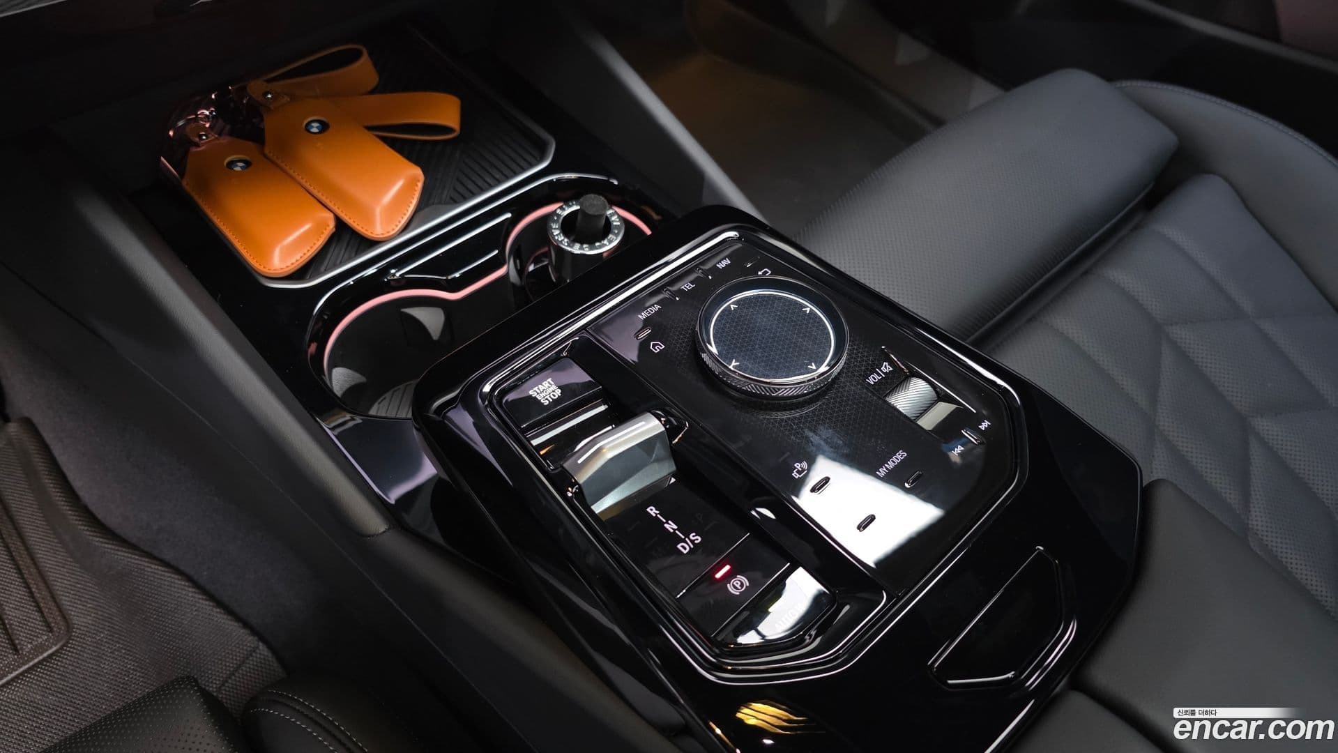 Main__Slider__Photo:5-Series BMW 2025.0-8