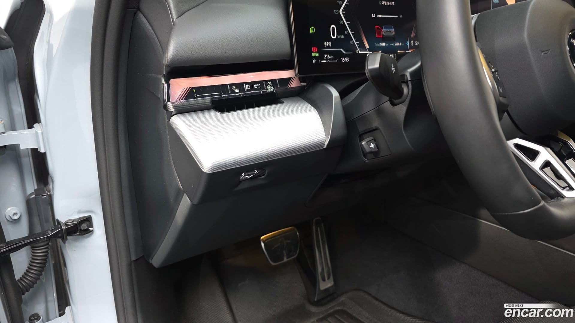 Main__Slider__Photo:5-Series BMW 2025.0-13