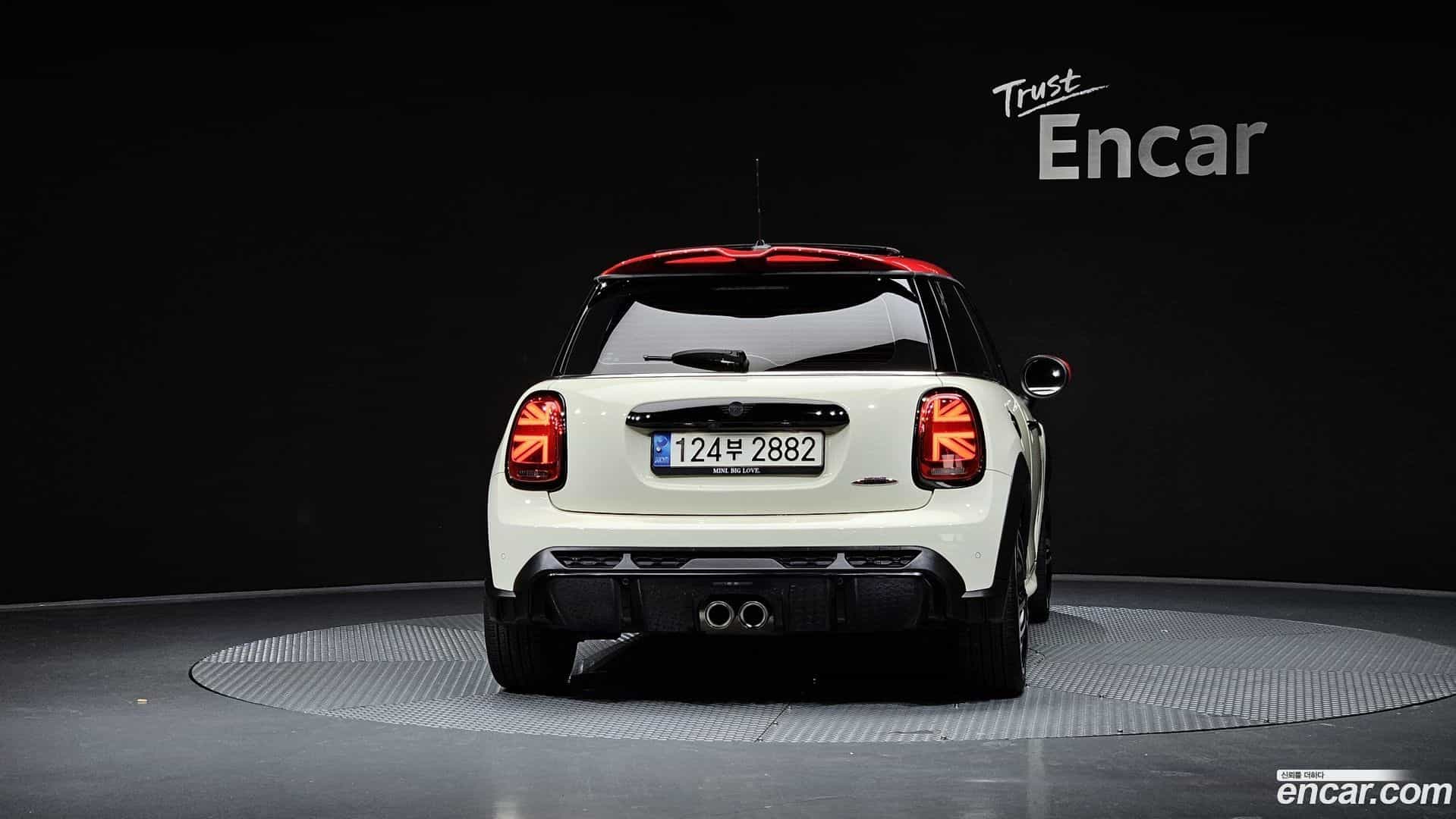 Cooper Mini 2022.4-OUTER-004