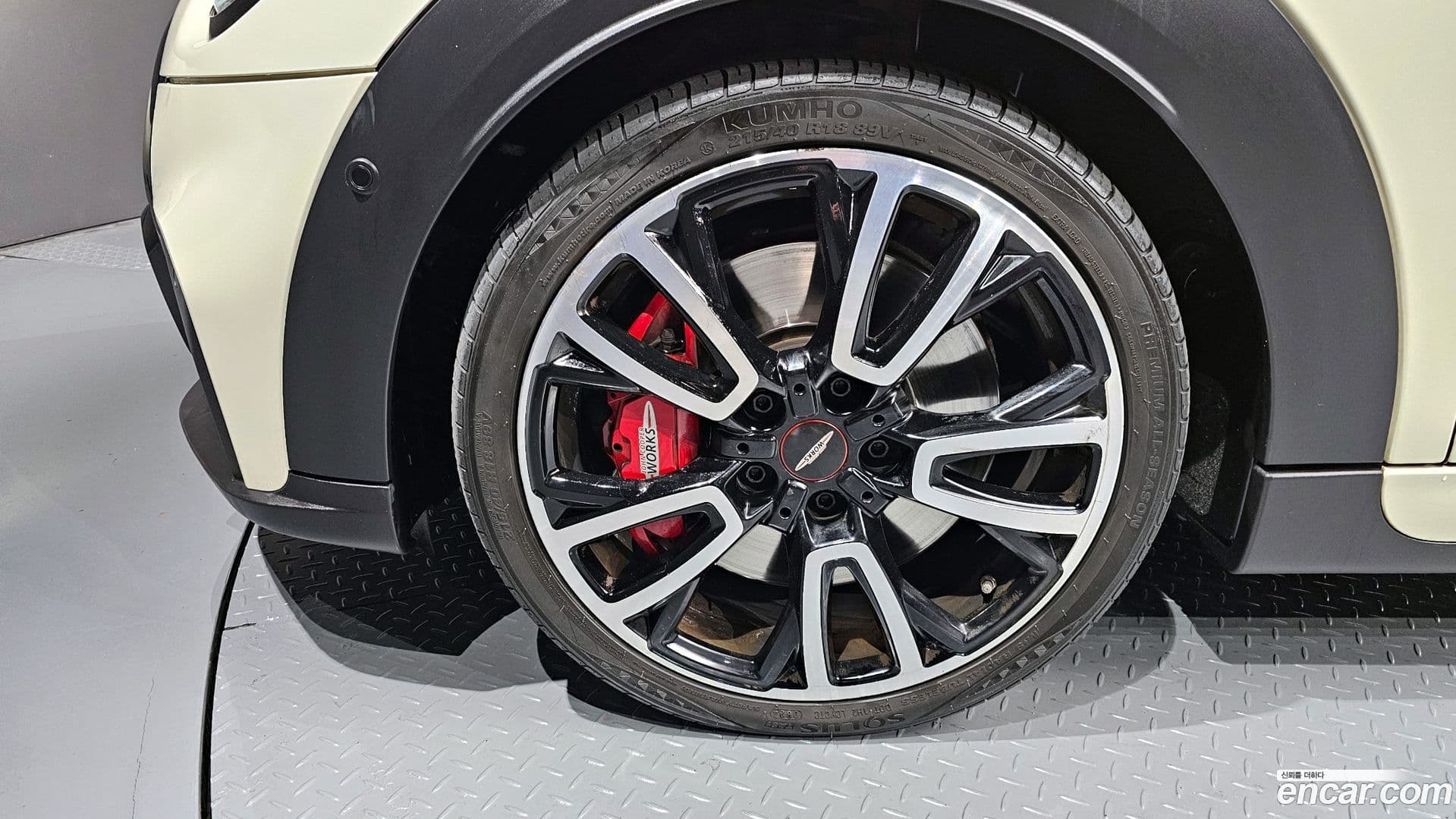 Main__Slider__Photo:Cooper Mini 2022.4-4