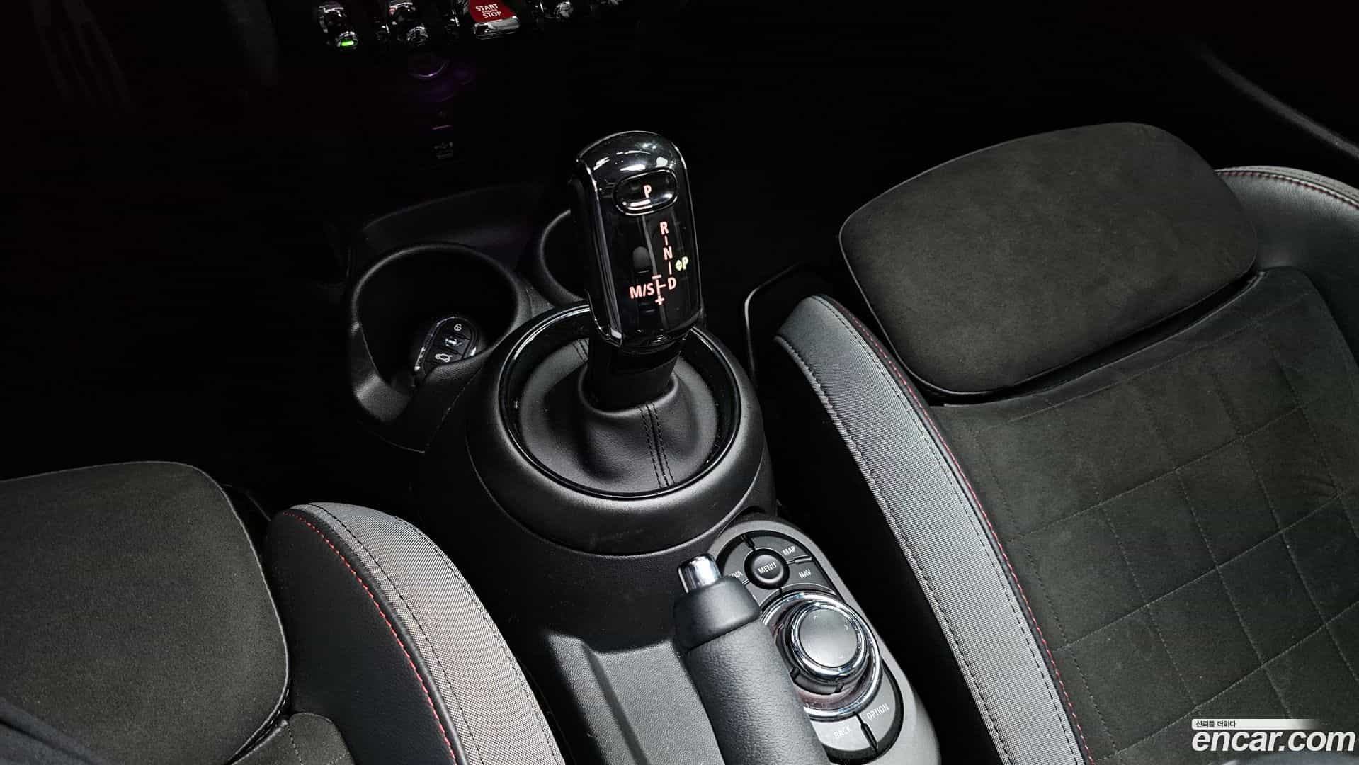 Cooper Mini 2022.4-INNER-009