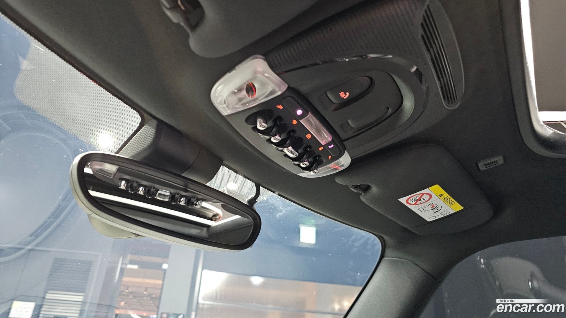 Main__Slider__Photo:Cooper Mini 2022.4-13