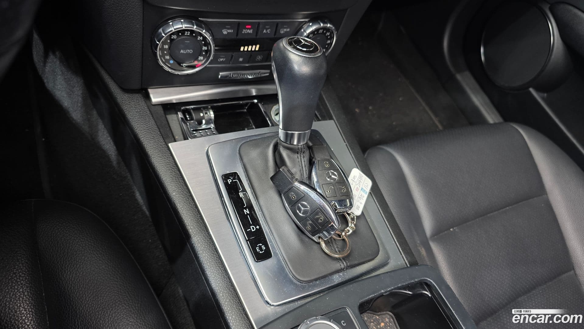 Main__Slider__Photo:C-Class Mercedes-Benz 2011.6-8