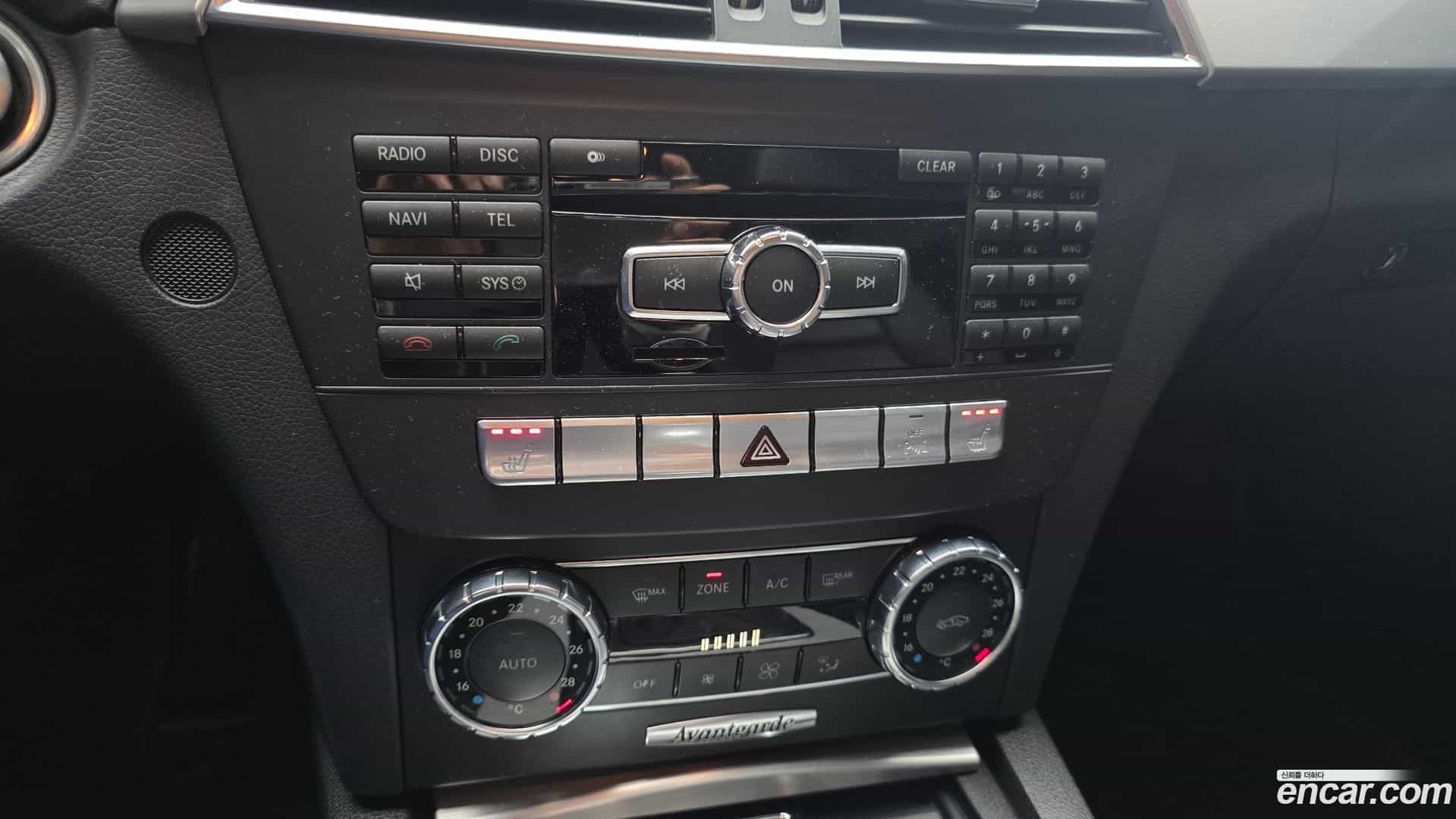 C-Class Mercedes-Benz 2011.6-OPTION-021