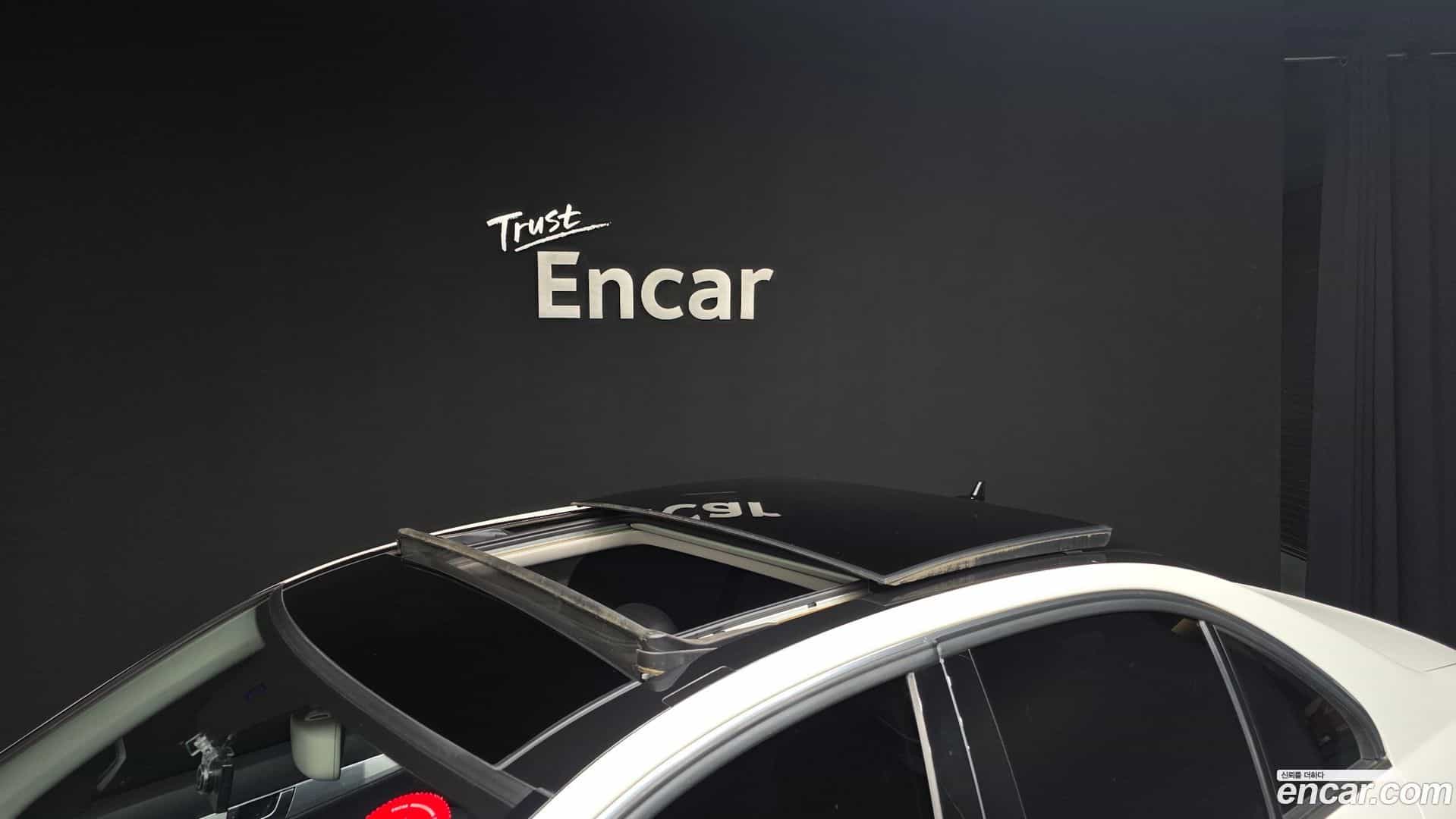 C-Class Mercedes-Benz 2011.6-OPTION-024