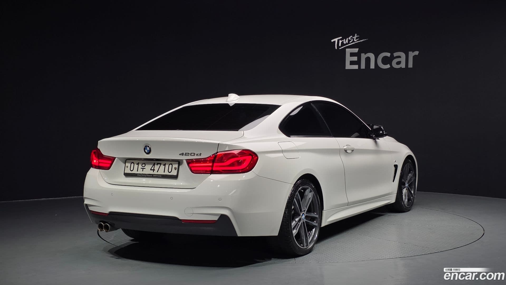 Main__Slider__Photo:4-Series BMW 2018.4-1