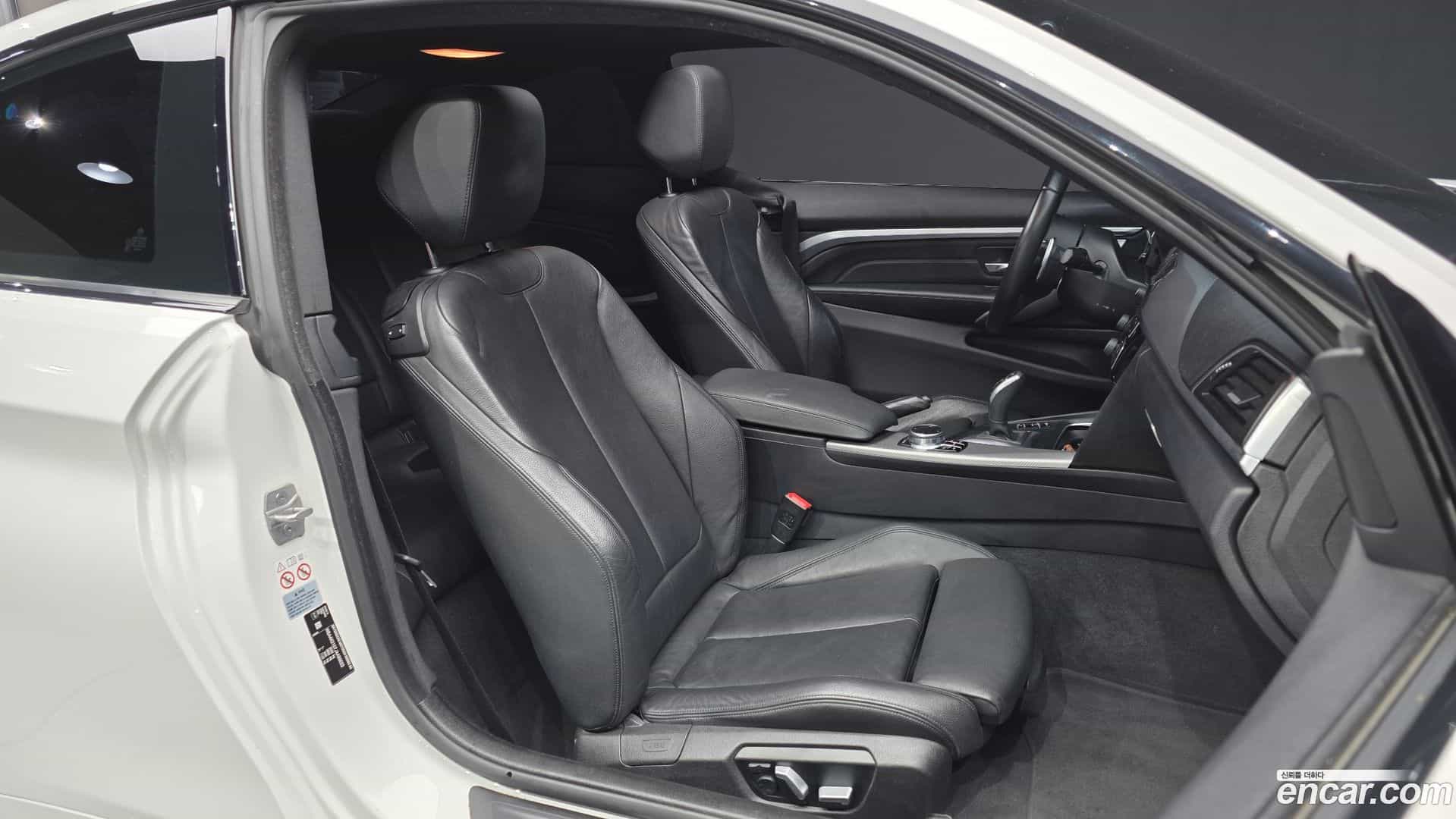 4-Series BMW 2018.4-INNER-010