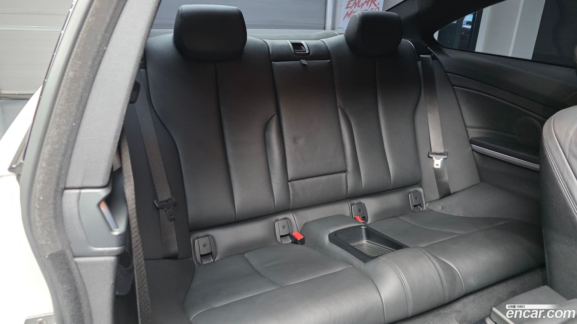 Main__Slider__Photo:4-Series BMW 2018.4-11