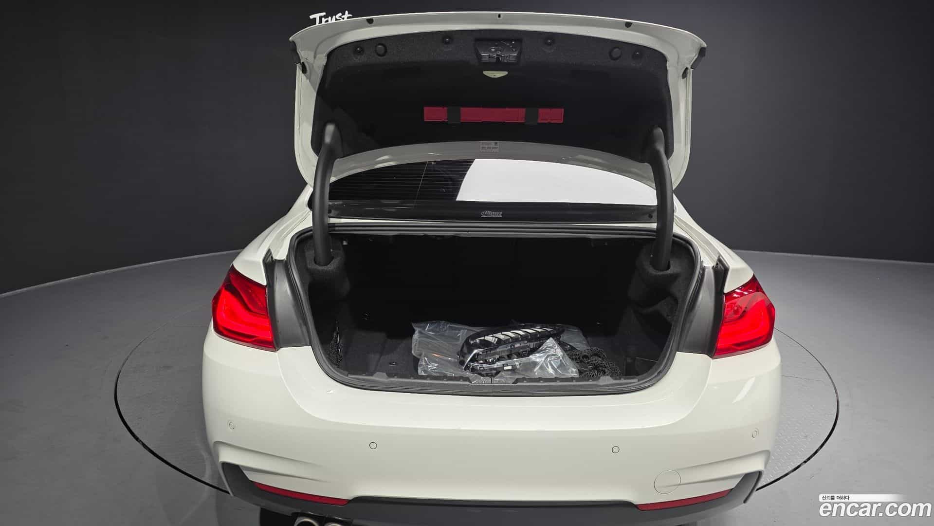 4-Series BMW 2018.4-OPTION-024