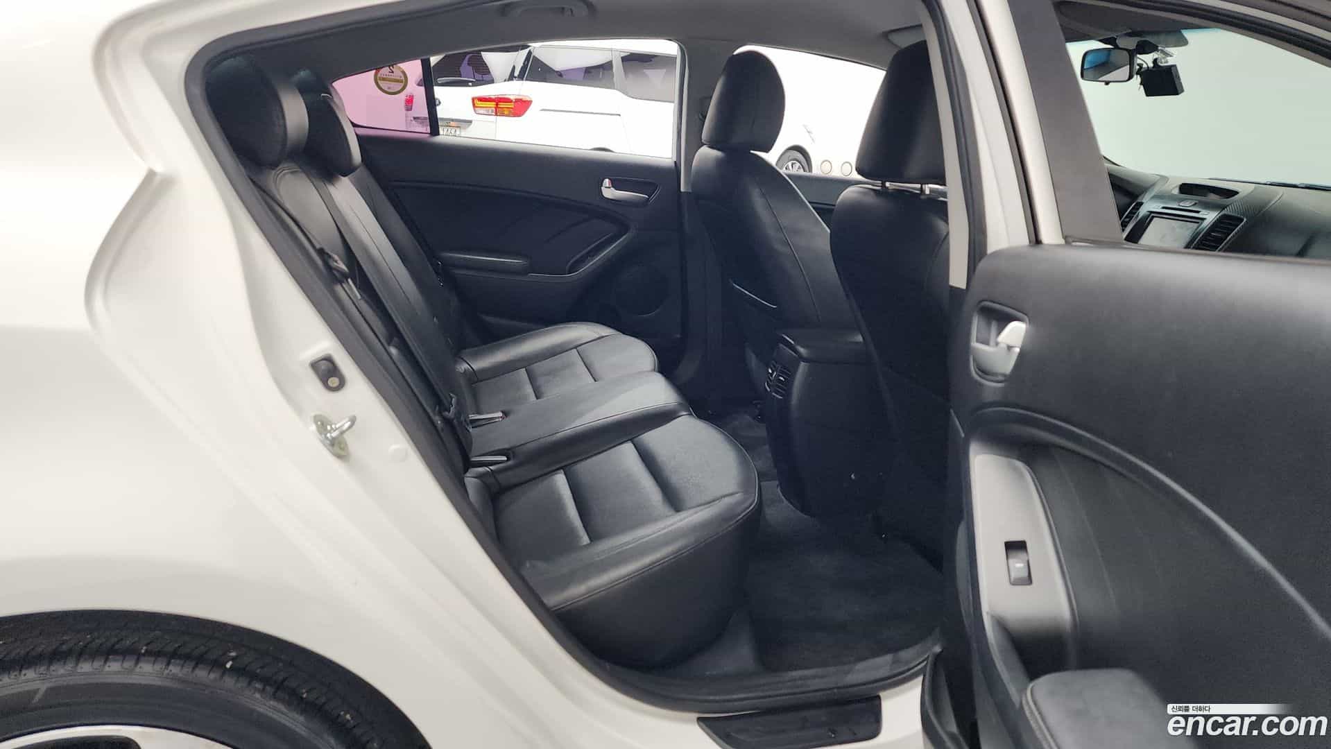 K3 Kia 2013.11-OPTION-016