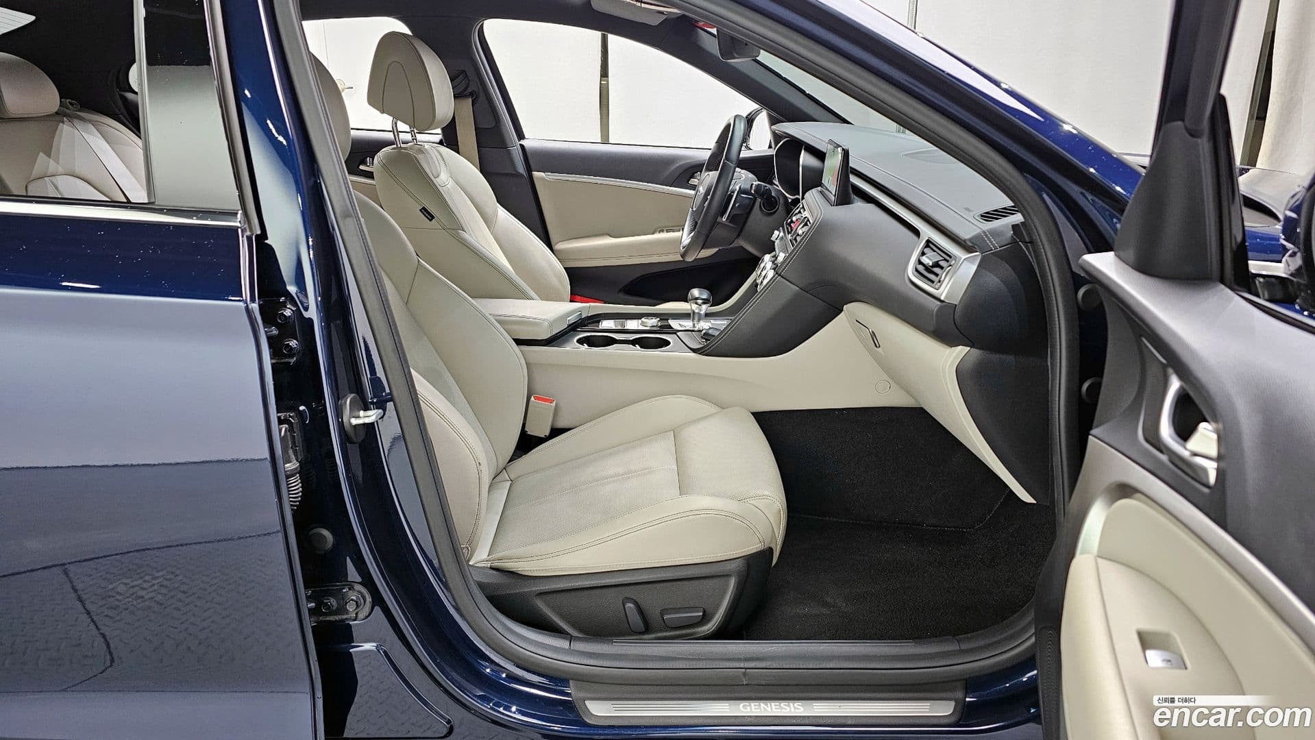 Main__Slider__Photo:G70 Genesis 2021.2-10