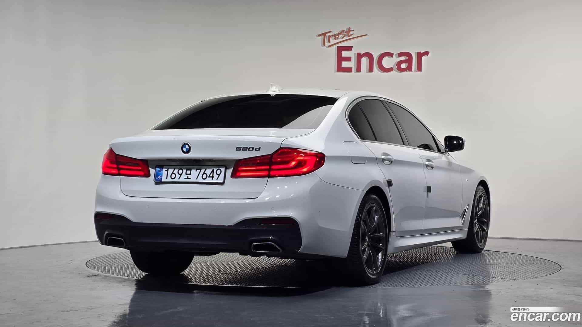 5-Series BMW 2019.7-OUTER-002