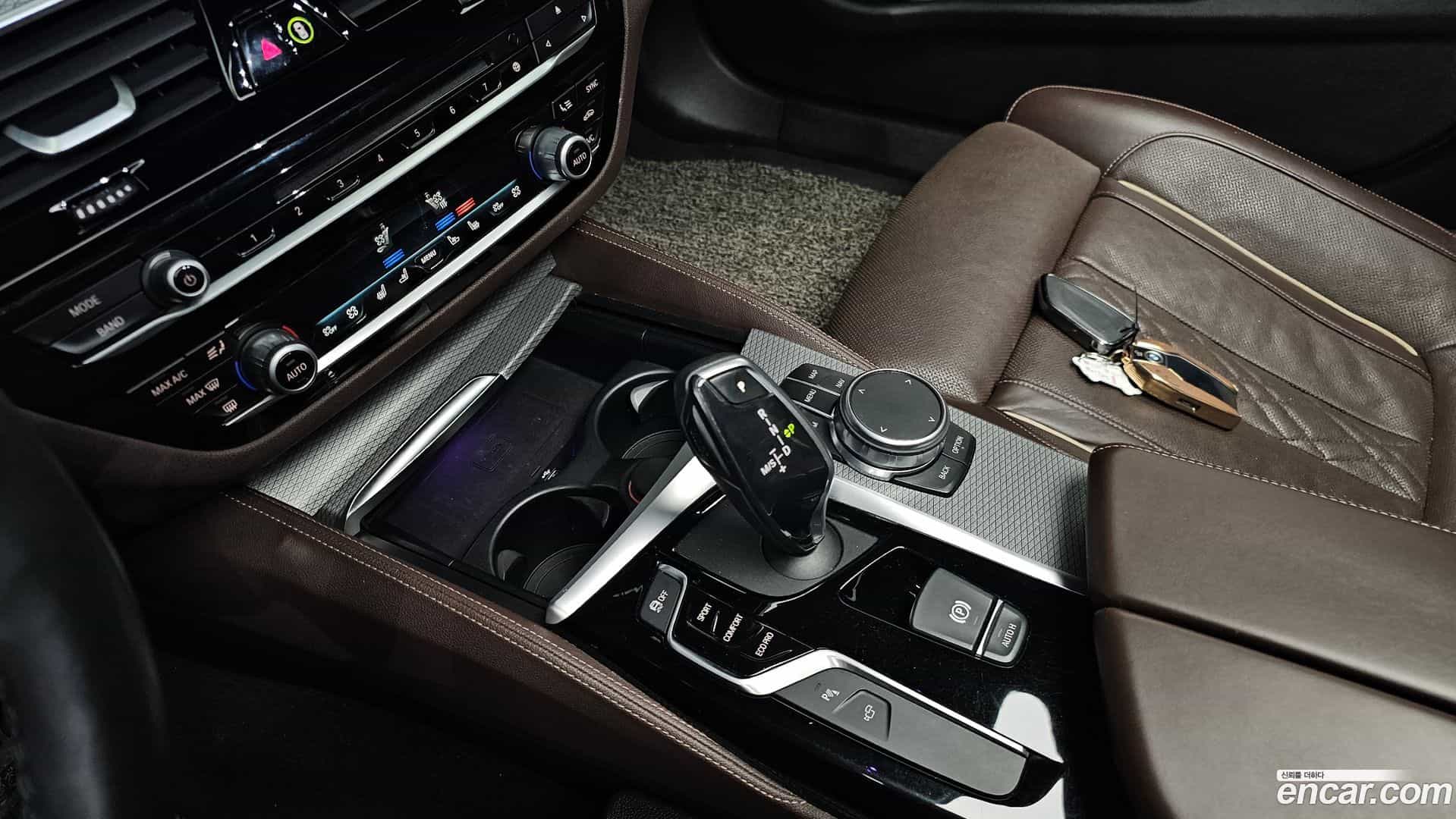 5-Series BMW 2019.7-INNER-009