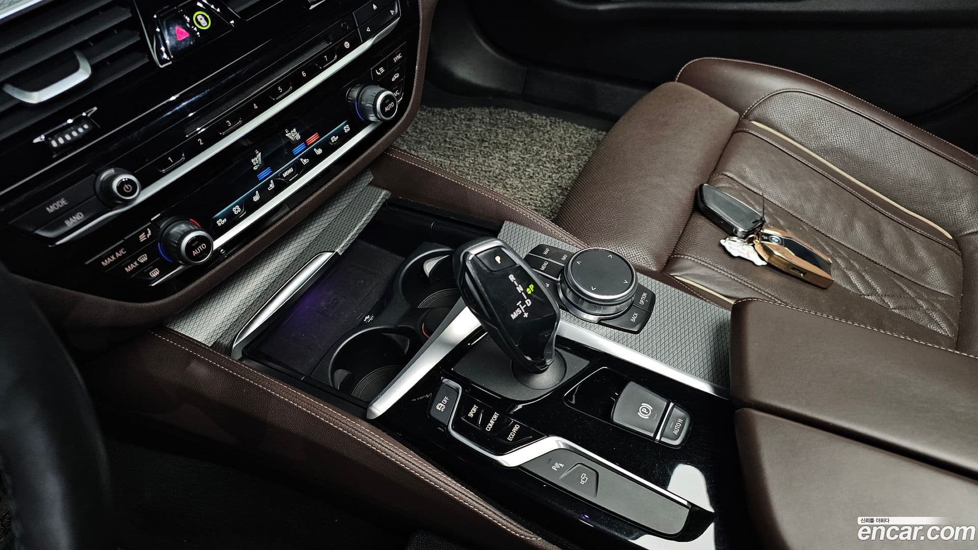 Main__Slider__Photo:5-Series BMW 2019.7-8