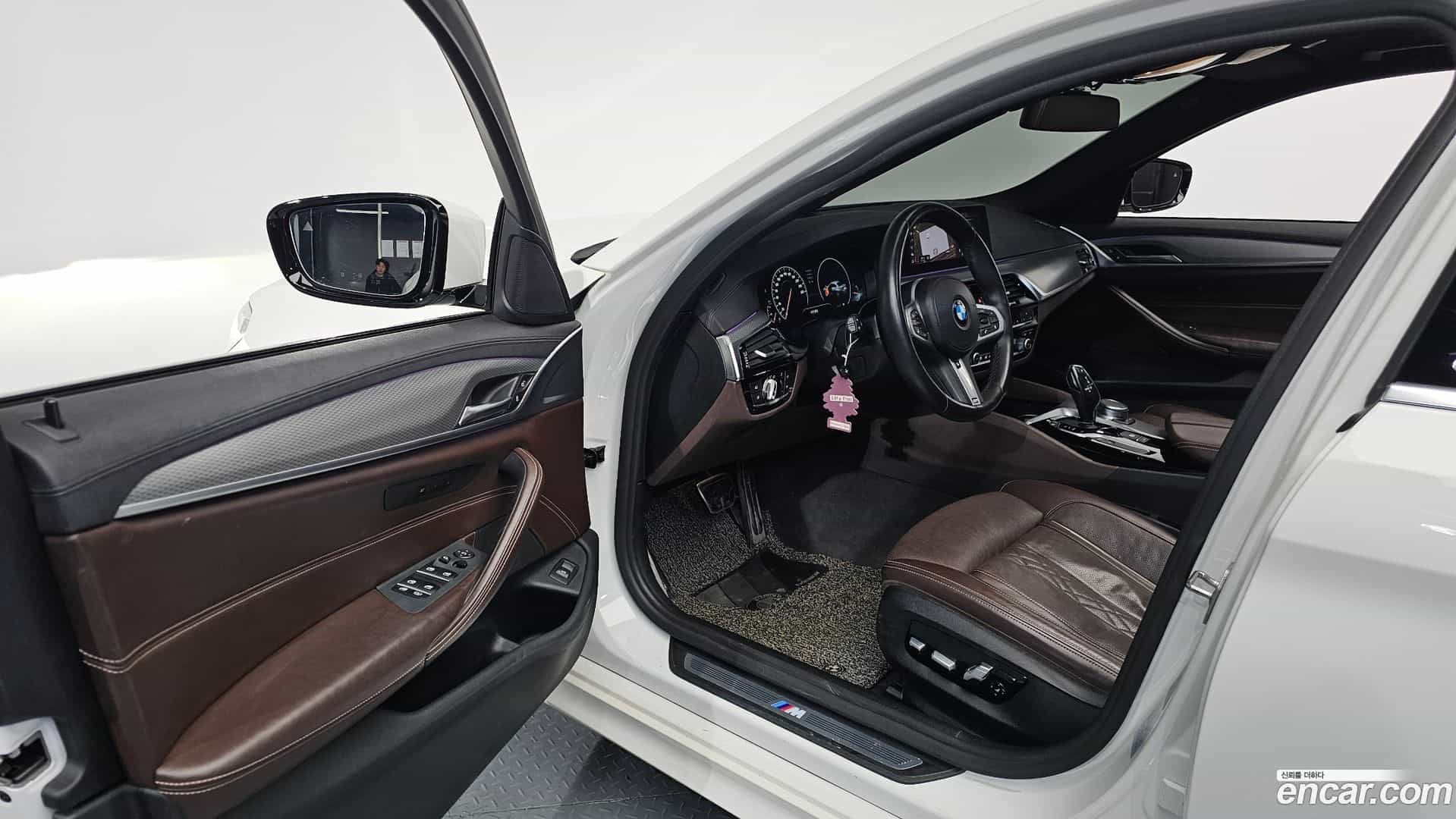 5-Series BMW 2019.7-INNER-010