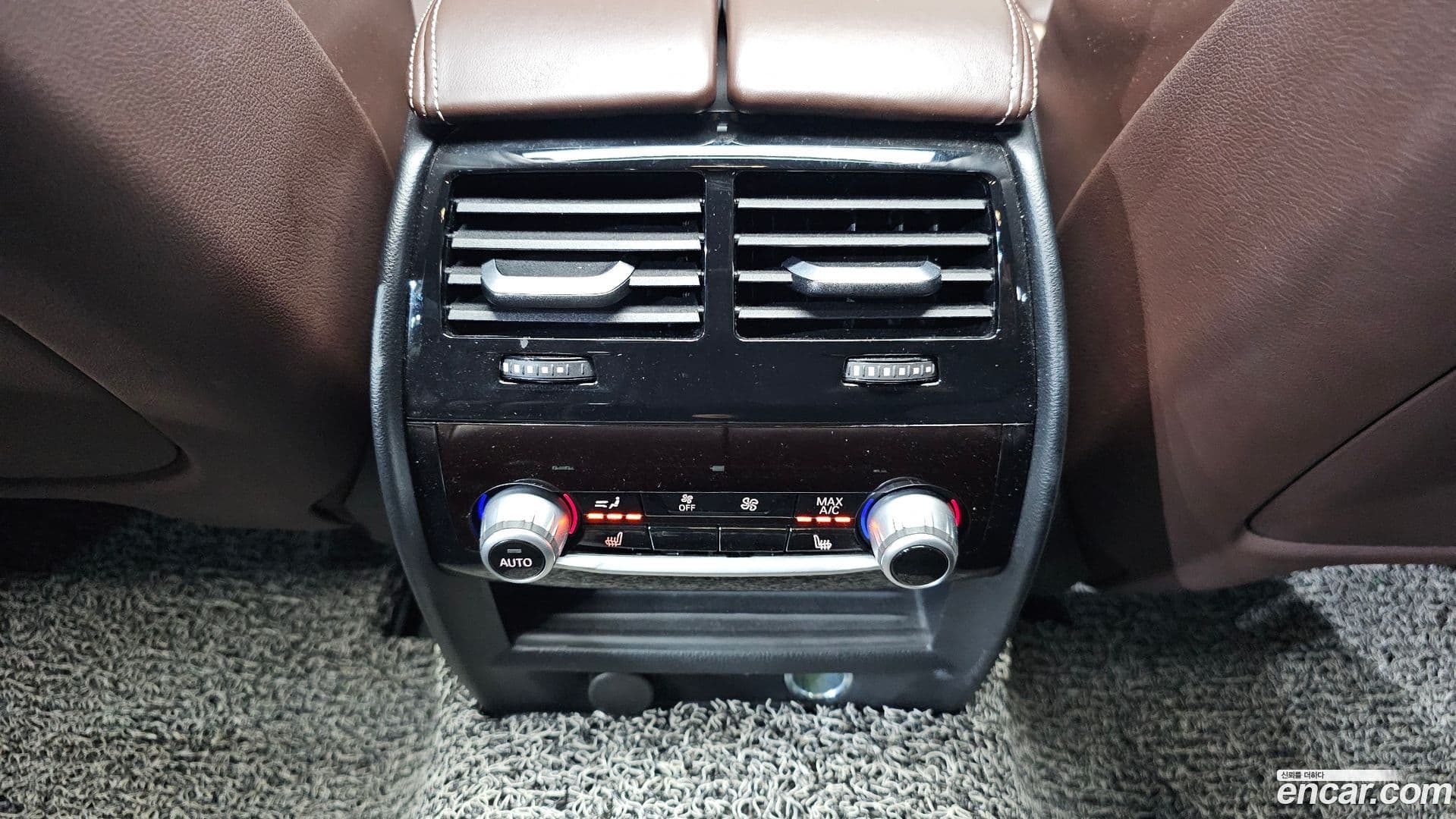 Main__Slider__Photo:5-Series BMW 2019.7-17