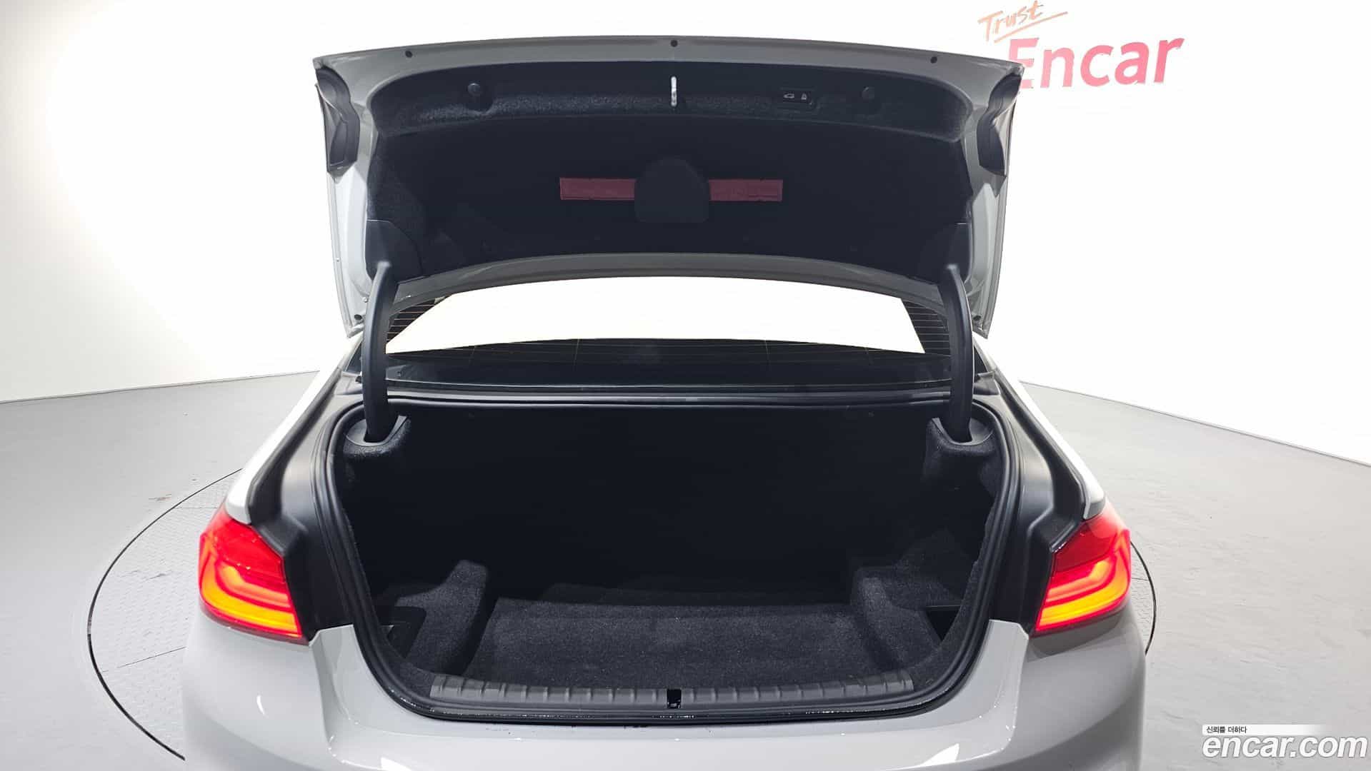 5-Series BMW 2019.7-OPTION-024