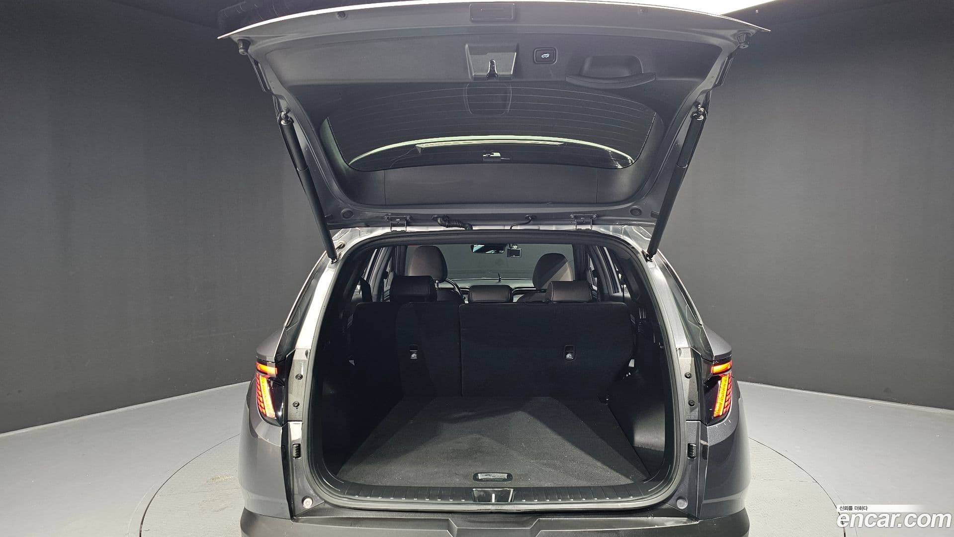 Main__Slider__Photo:Tucson Hyundai 2021.10-19