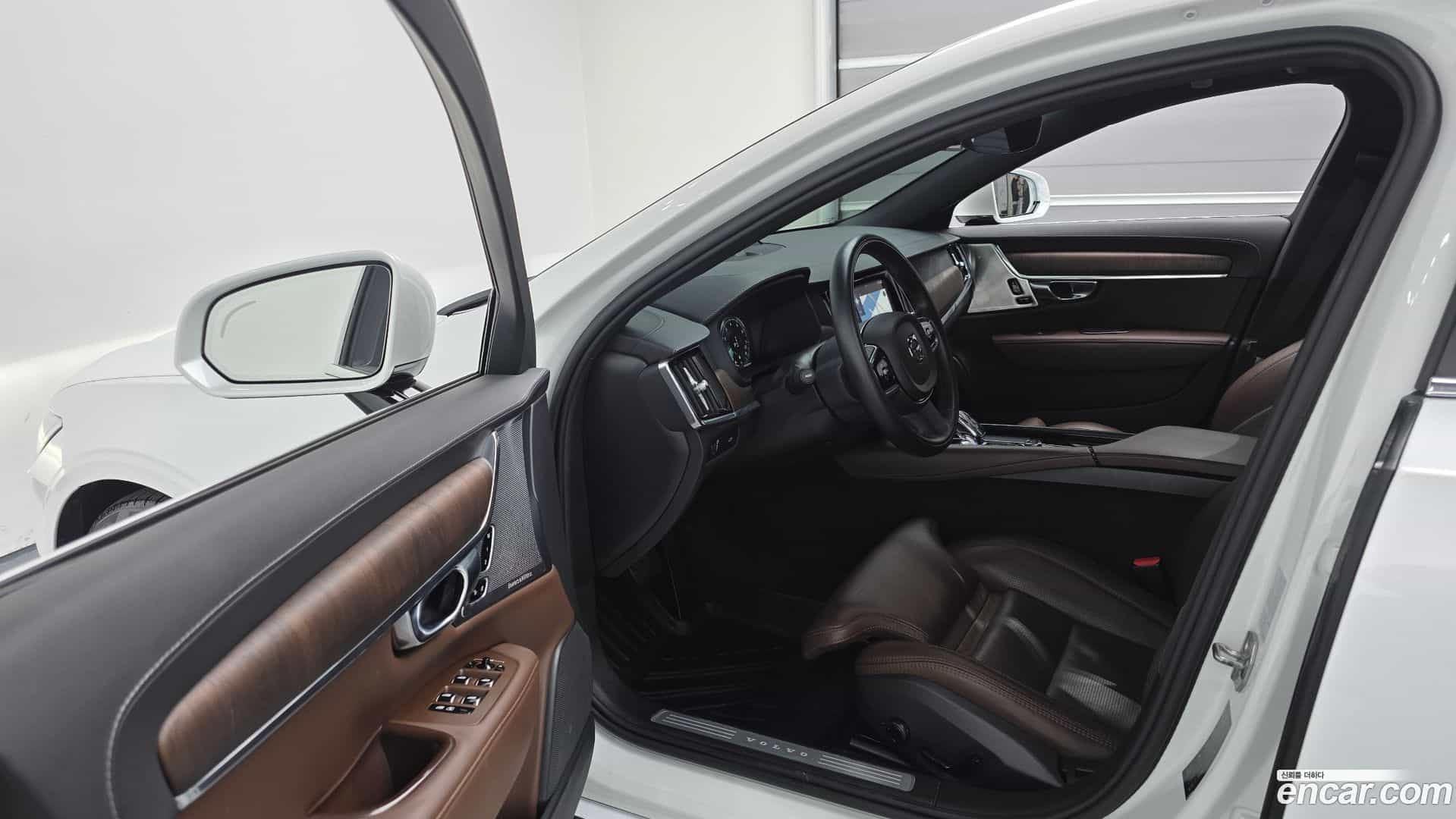 S90 Volvo 2021.6-OPTION-015