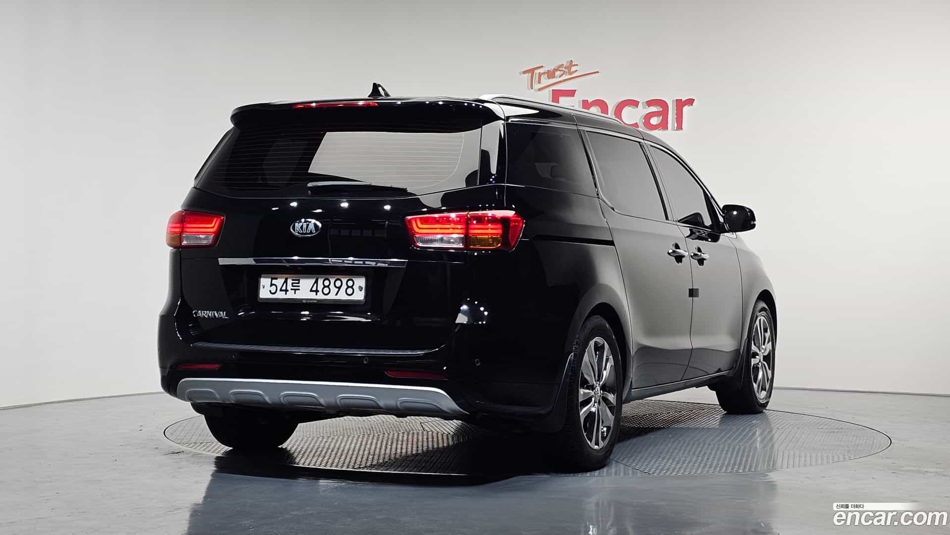 Canival Kia 2015.9-OUTER-002