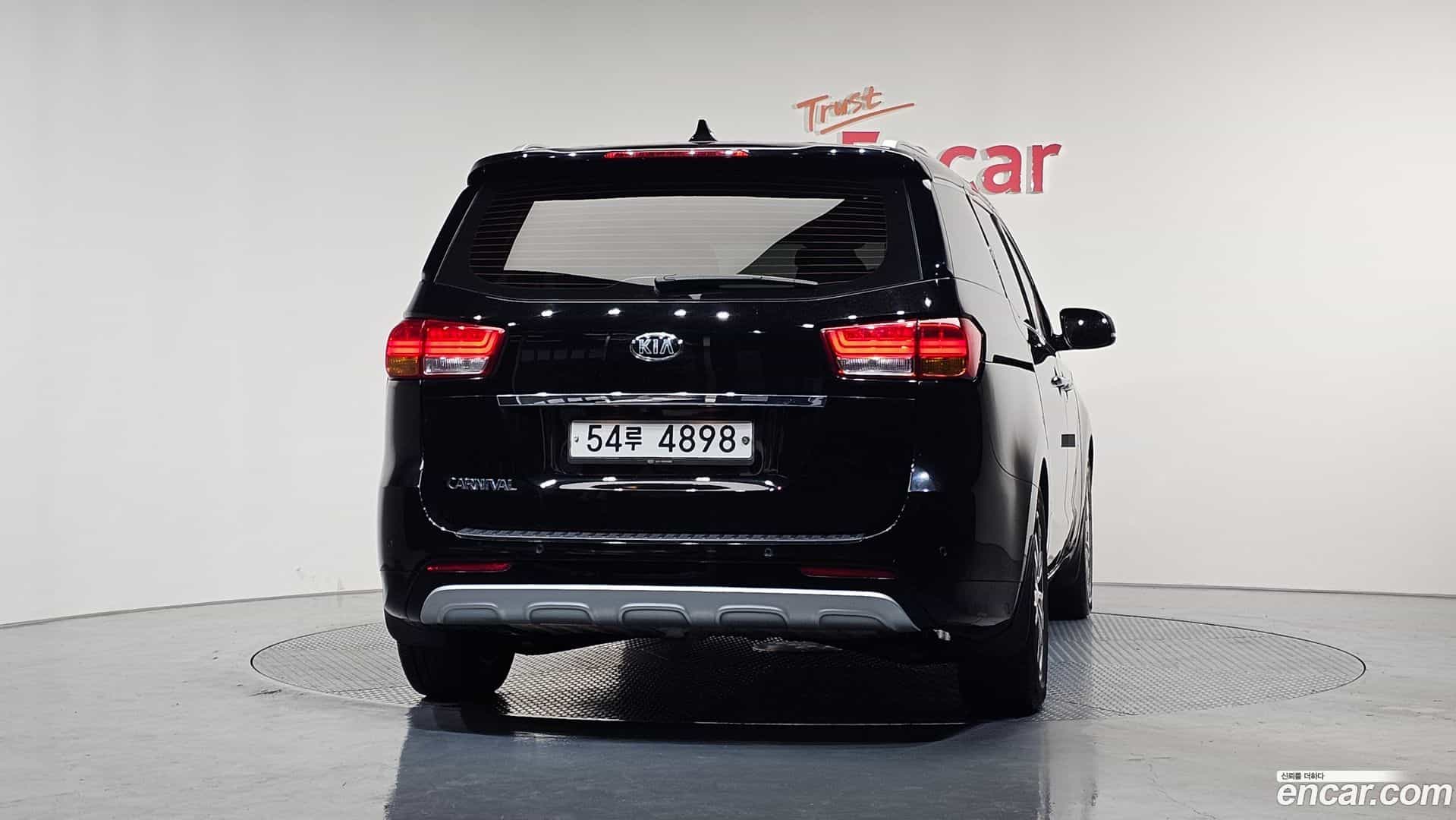 Canival Kia 2015.9-OUTER-004