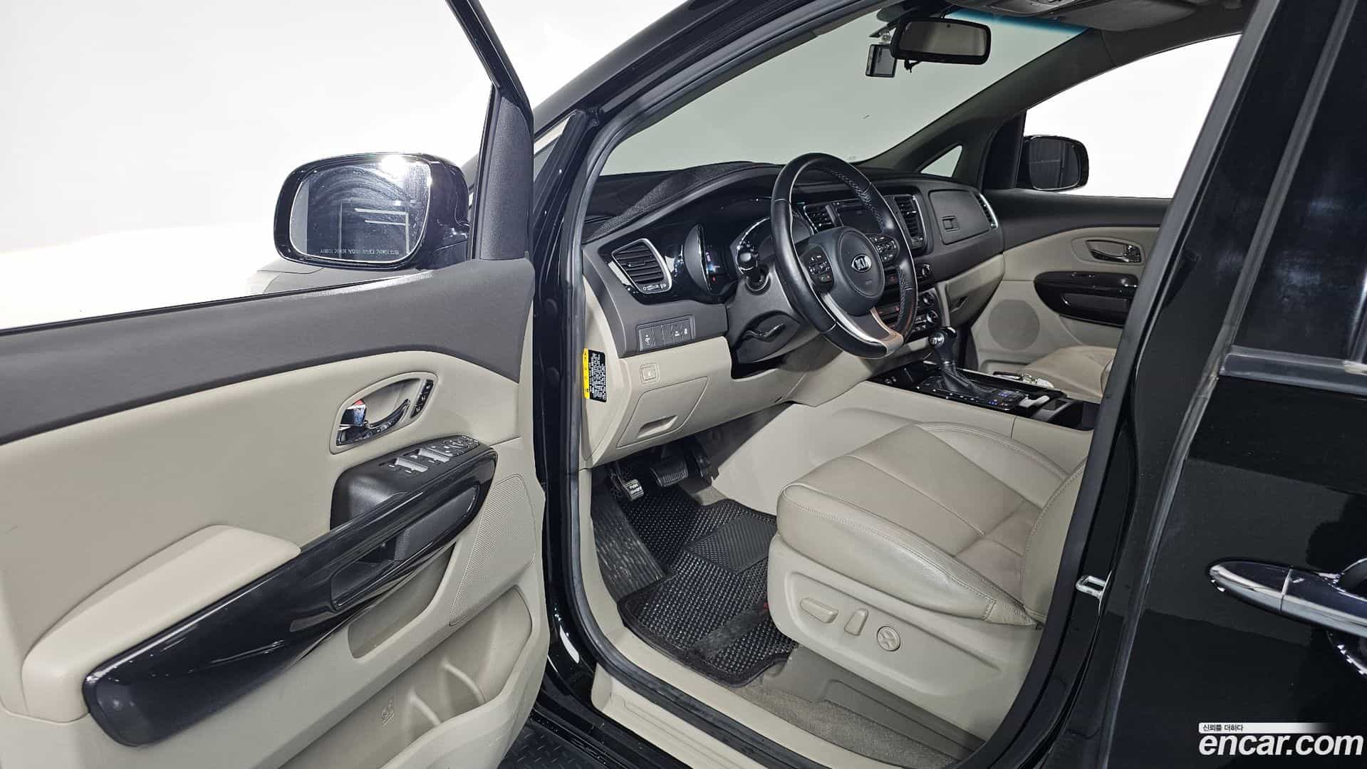 Canival Kia 2015.9-INNER-010