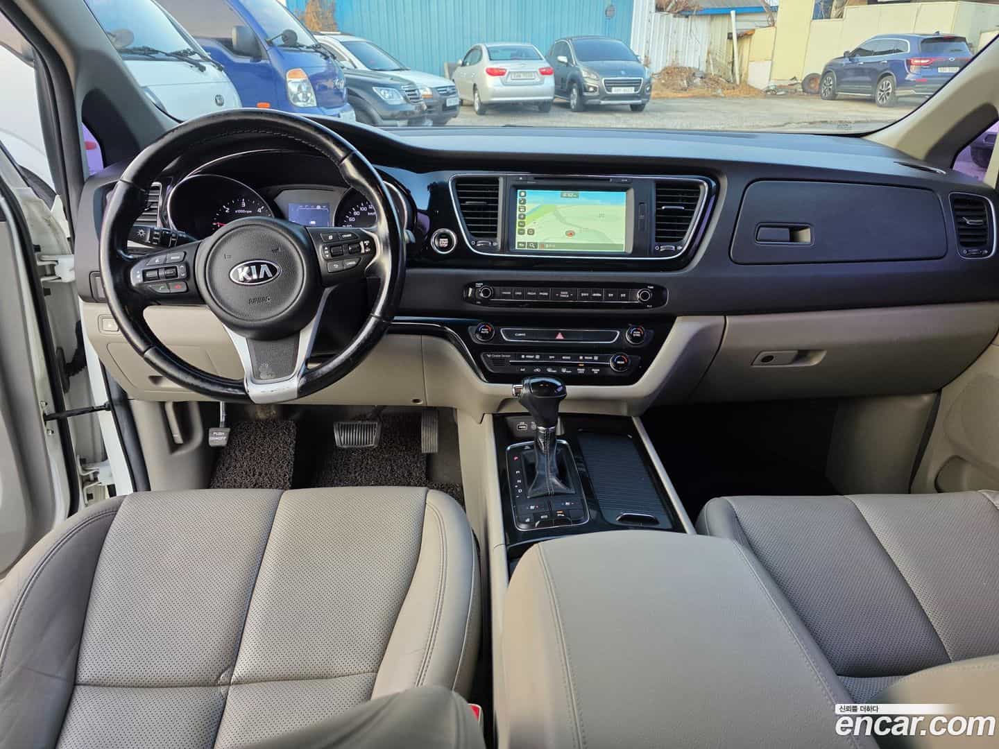 Canival Kia 2015.8-OPTION-015