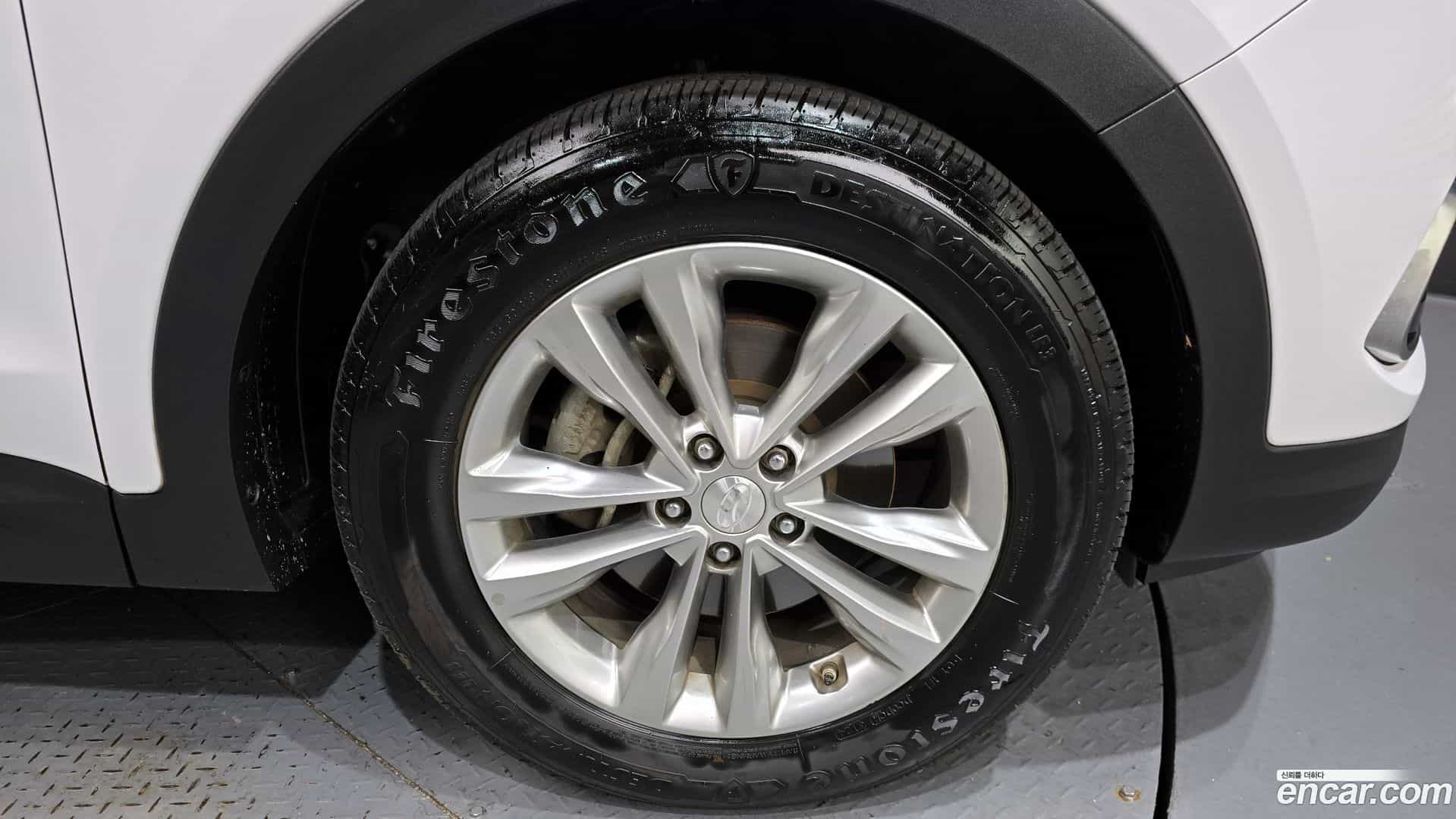 Santafe Hyundai 2015.8-OUTER-005