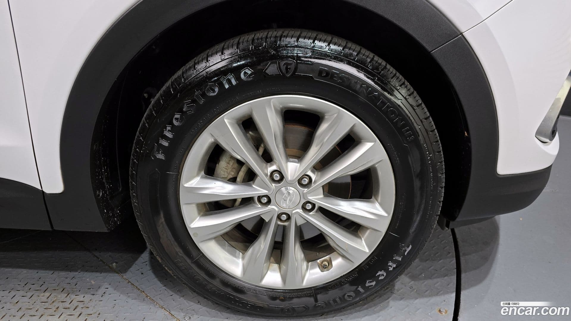 Main__Slider__Photo:Santafe Hyundai 2015.8-4