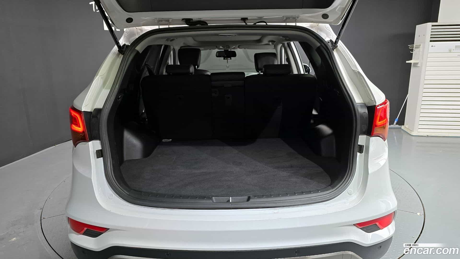 Santafe Hyundai 2015.8-OPTION-024