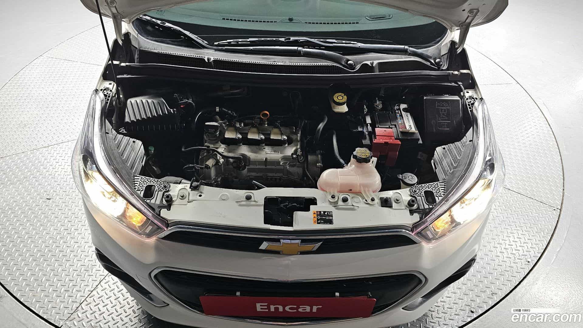 Spark Chevrolet 2017.11-INNER-006