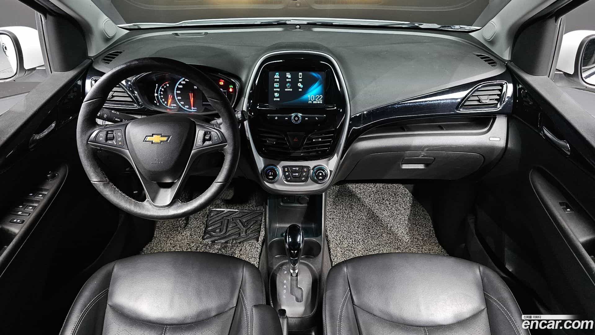 Spark Chevrolet 2017.11-INNER-007