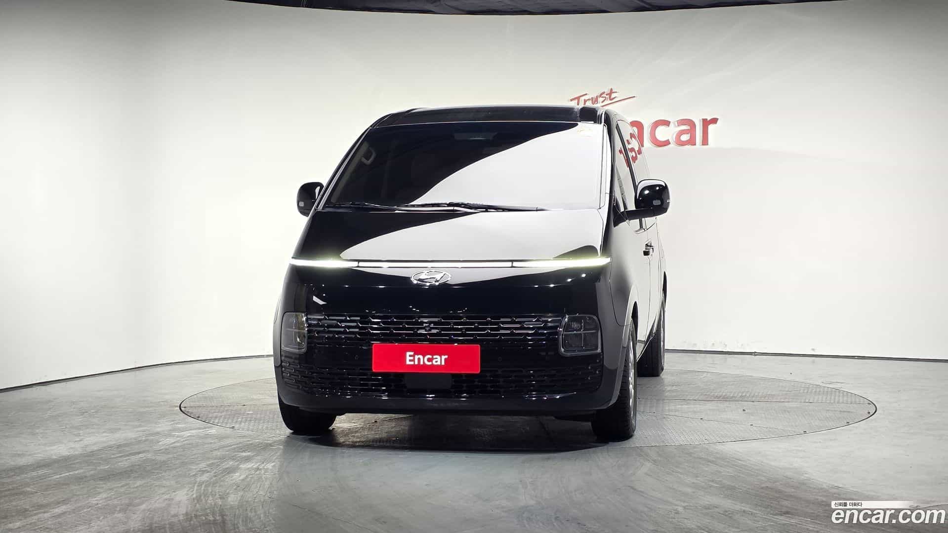 Staria Hyundai 2023.10-OUTER-003