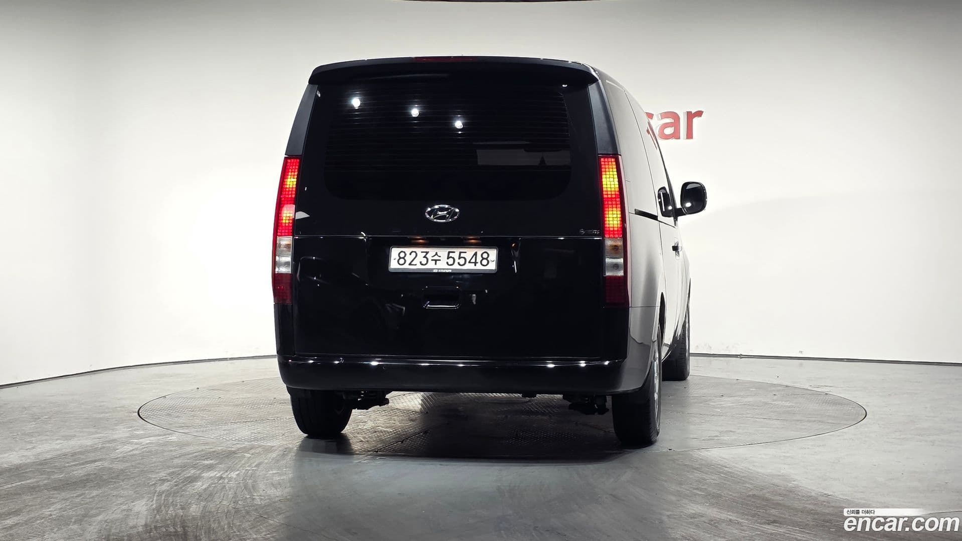 Main__Slider__Photo:Staria Hyundai 2023.10-3