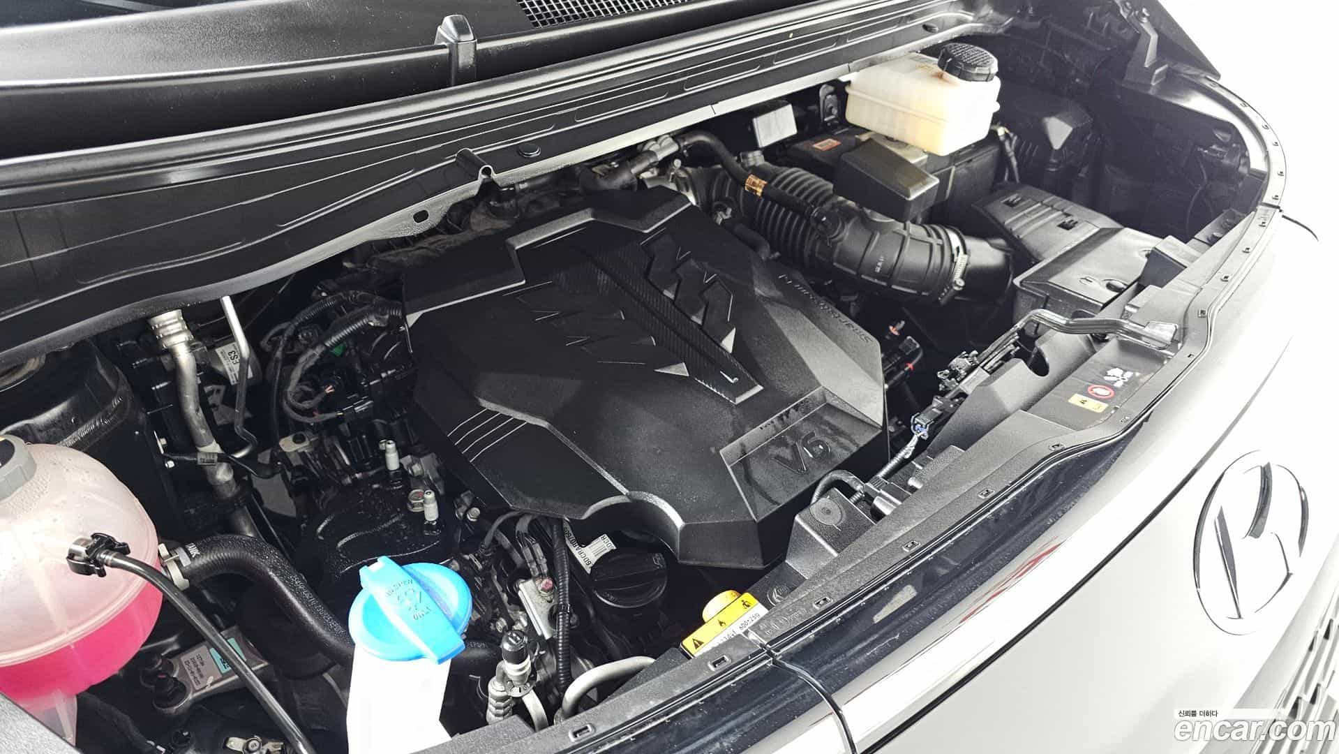 Staria Hyundai 2023.10-INNER-006