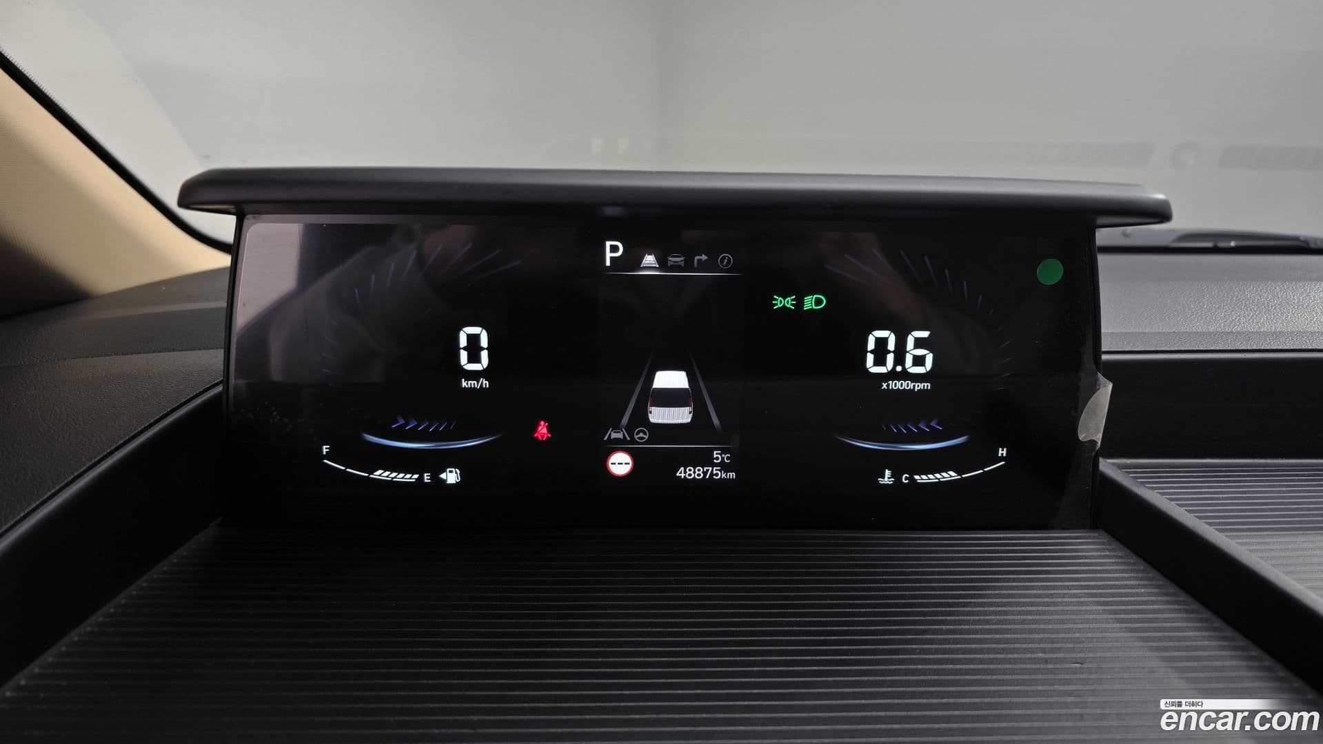 Main__Slider__Photo:Staria Hyundai 2023.10-7