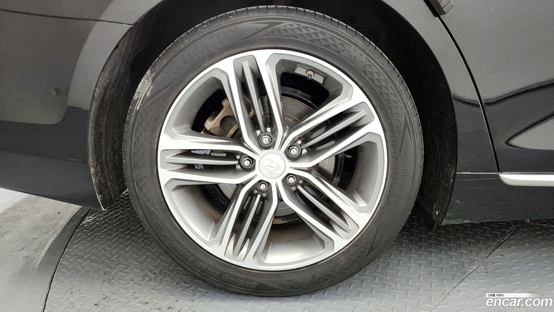 Main__Slider__Photo:Grandeur Hyundai 2017.6-4