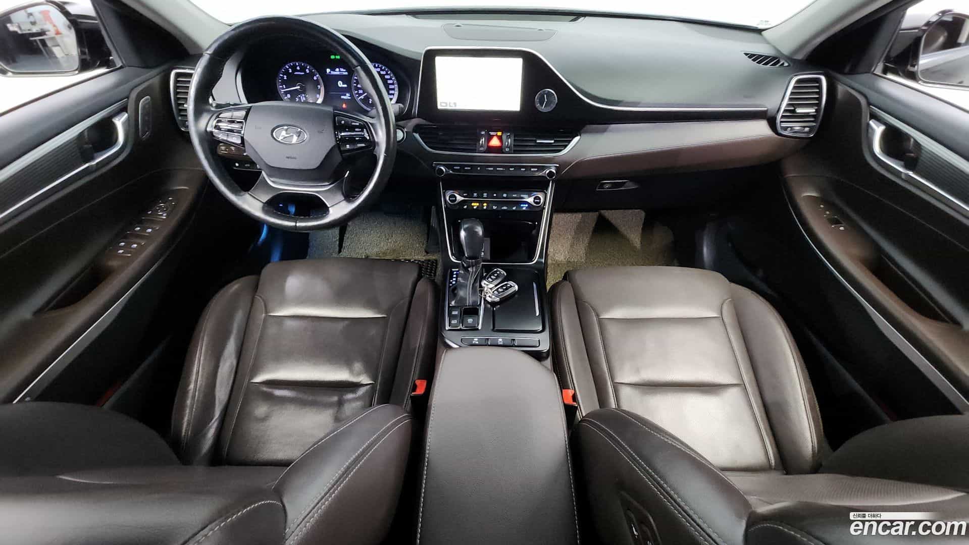 Grandeur Hyundai 2017.6-INNER-007