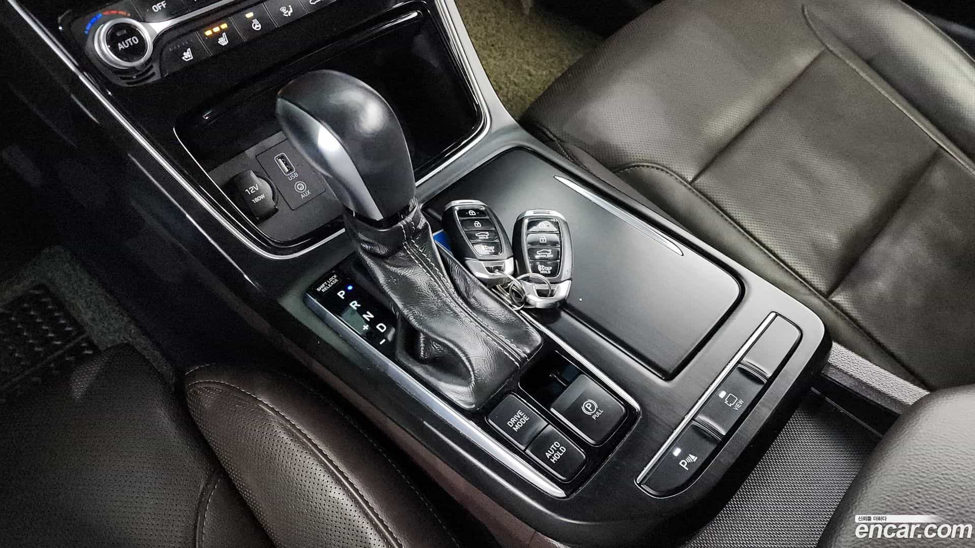 Grandeur Hyundai 2017.6-INNER-009