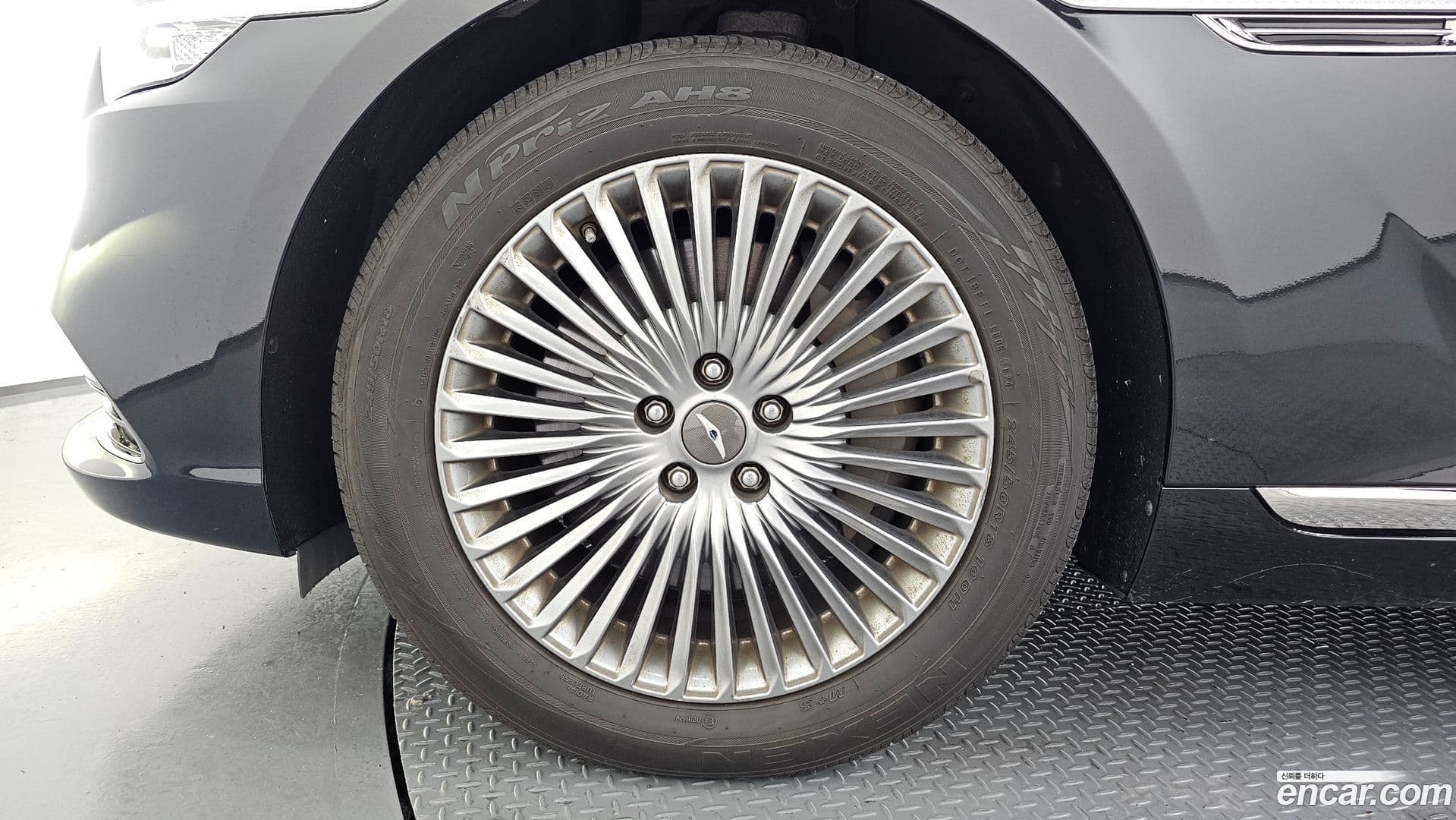 Main__Slider__Photo:G90 Genesis 2019.11-4