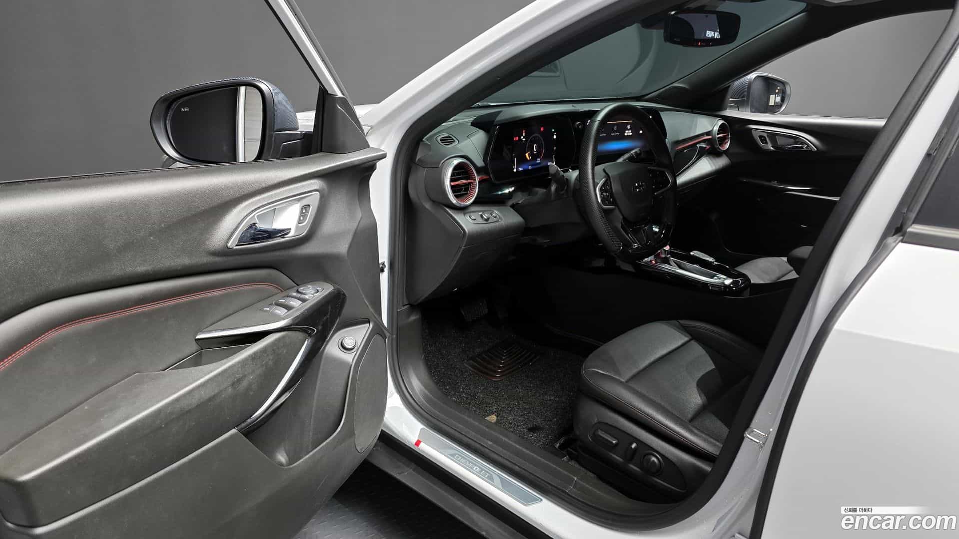 Trax Chevrolet 2024.3-INNER-010