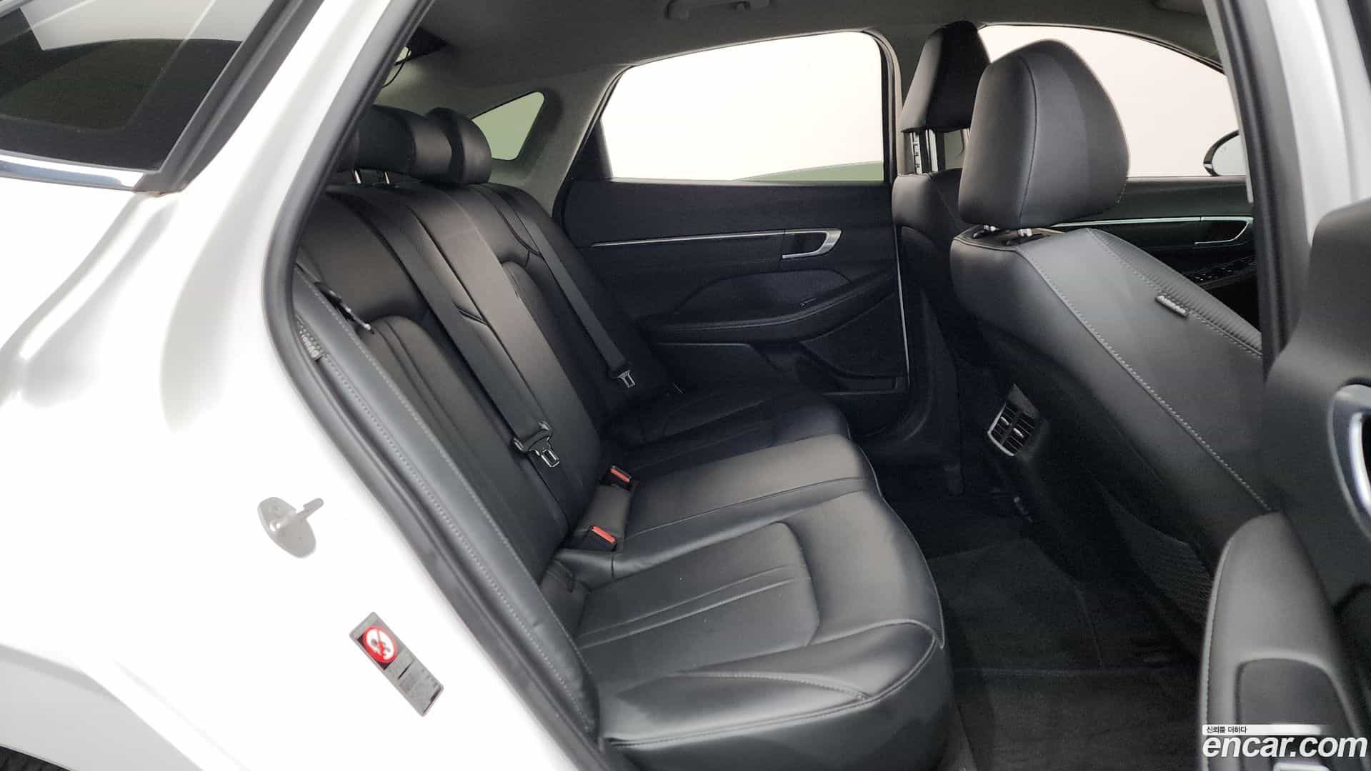 Sonata Hyundai 2022.8-OPTION-016